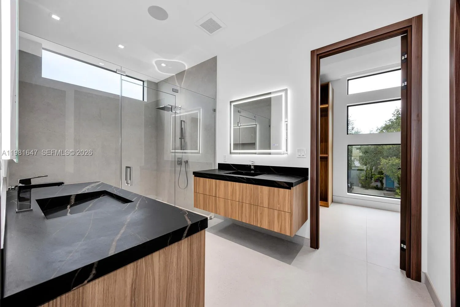 4231 Sw 11th St, Miami, Florida 33134, Miami, Florida 33134, 5 Bedrooms Bedrooms, ,6 BathroomsBathrooms,Residential,For Sale,4231 Sw 11th St, Miami, Florida 33134,A11981647