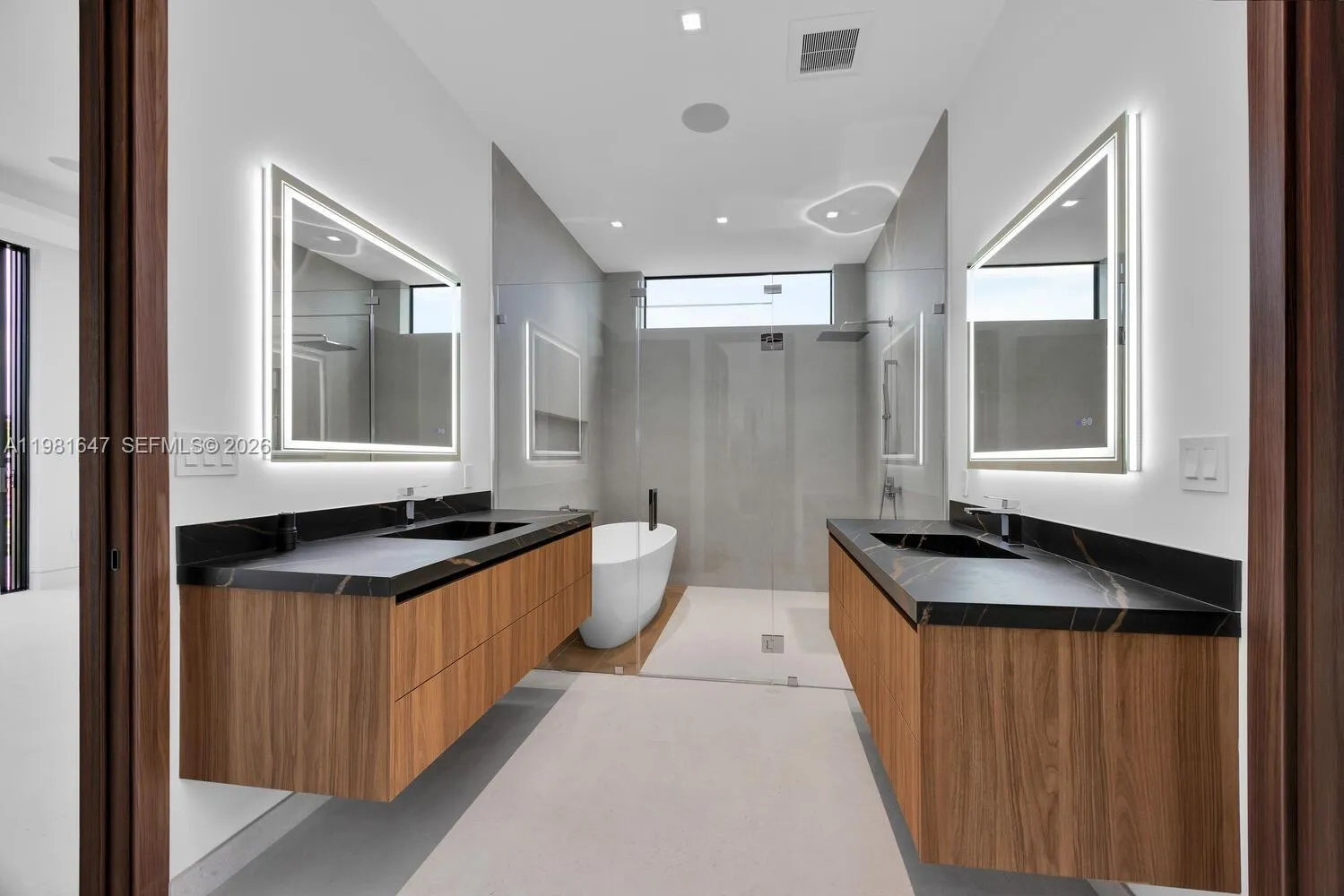 4231 Sw 11th St, Miami, Florida 33134, Miami, Florida 33134, 5 Bedrooms Bedrooms, ,6 BathroomsBathrooms,Residential,For Sale,4231 Sw 11th St, Miami, Florida 33134,A11981647