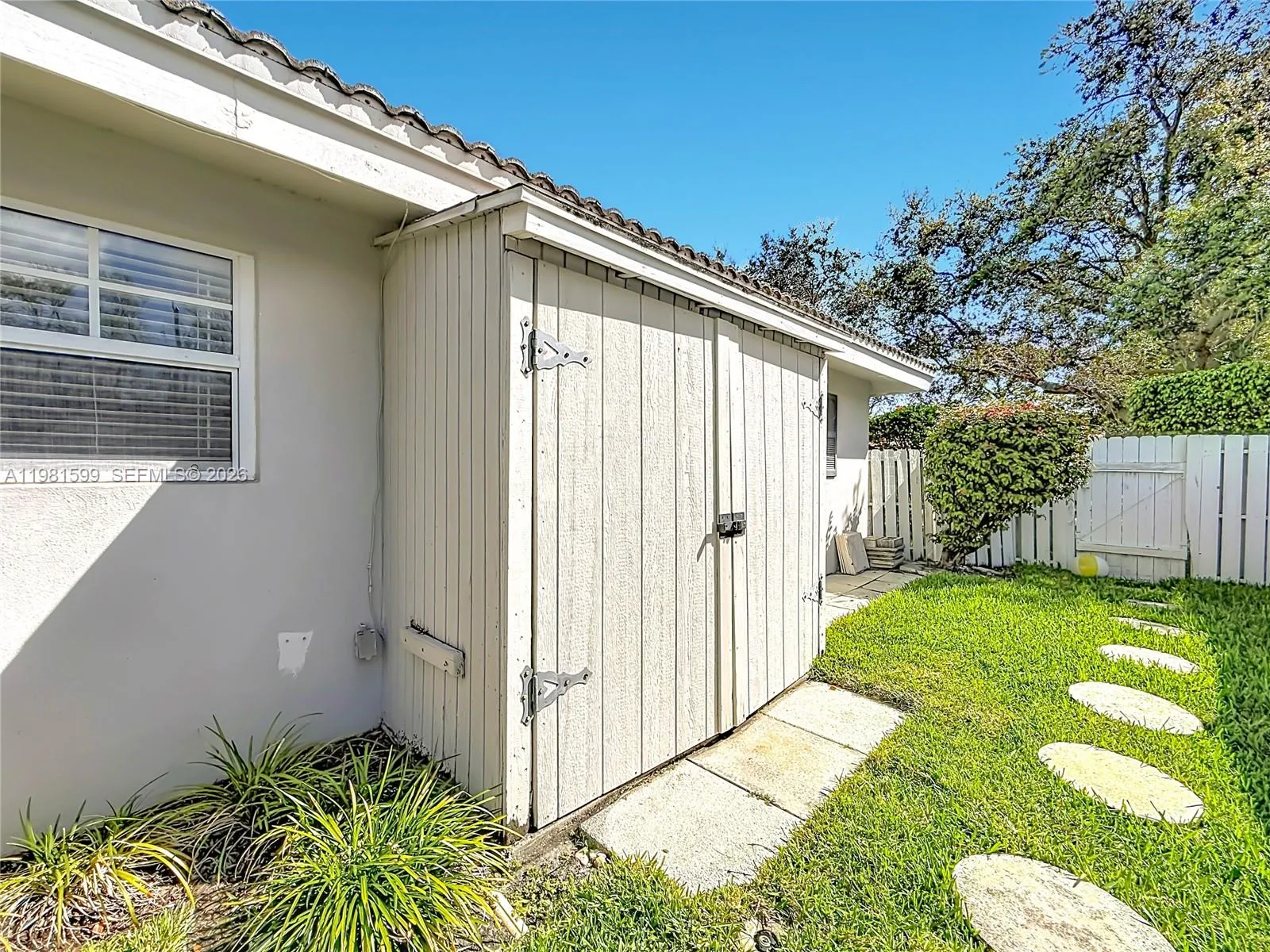 2533 Ne 21st Ter 2533, Lighthouse Point, Florida 3, Lighthouse Point, Florida 33064, 3 Bedrooms Bedrooms, ,2 BathroomsBathrooms,Residential Lease,For Rent,2533 Ne 21st Ter 2533, Lighthouse Point, Florida 3,A11981599