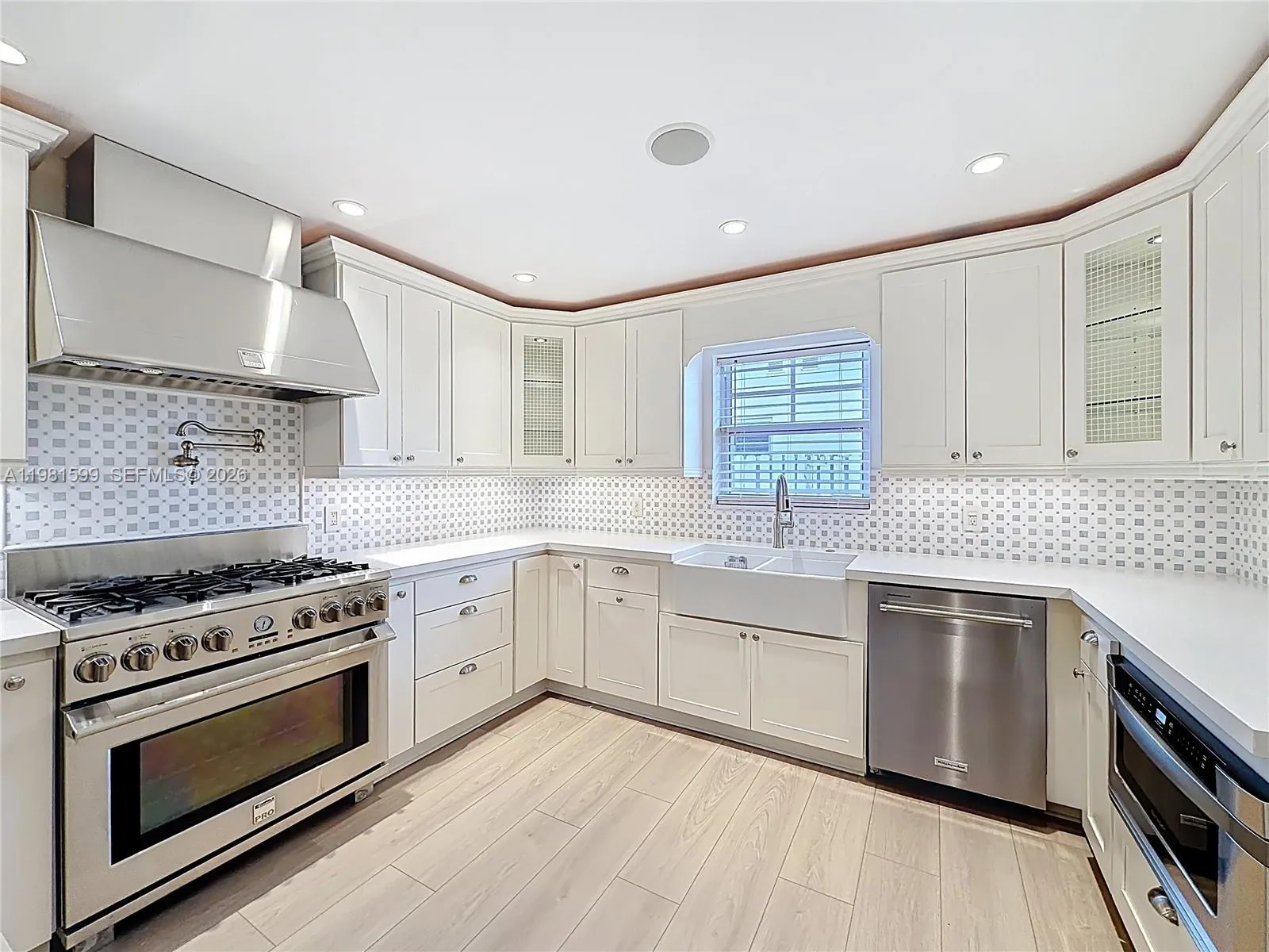2533 Ne 21st Ter 2533, Lighthouse Point, Florida 3, Lighthouse Point, Florida 33064, 3 Bedrooms Bedrooms, ,2 BathroomsBathrooms,Residential Lease,For Rent,2533 Ne 21st Ter 2533, Lighthouse Point, Florida 3,A11981599