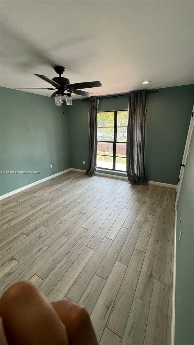 7114 Sw 114th Pl A, Miami, Florida 33173, Miami, Florida 33173, 2 Bedrooms Bedrooms, ,2 BathroomsBathrooms,Residential Lease,For Rent,7114 Sw 114th Pl A, Miami, Florida 33173,A11981684