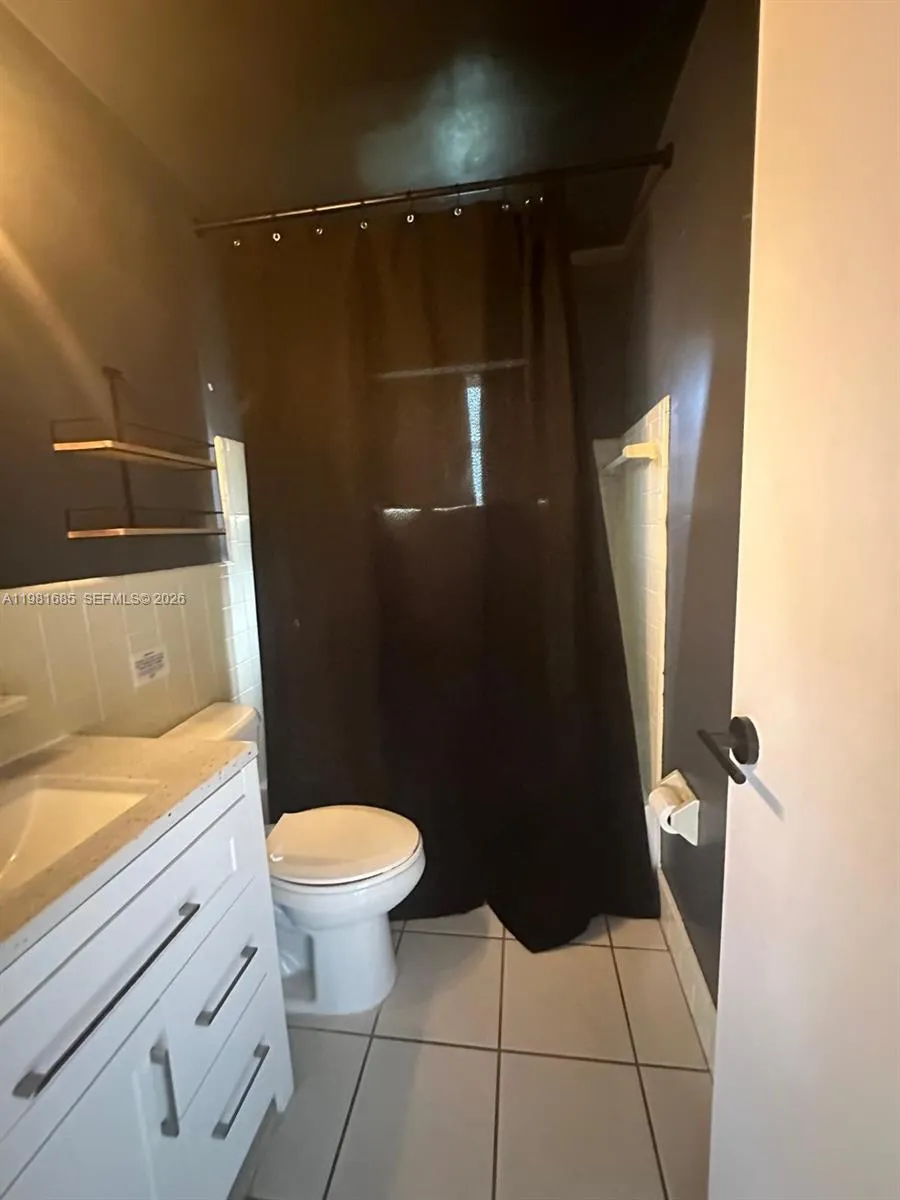 6443 Perry St 0, Hollywood, Florida 33024, Hollywood, Florida 33024, 3 Bedrooms Bedrooms, ,2 BathroomsBathrooms,Residential Lease,For Rent,6443 Perry St 0, Hollywood, Florida 33024,A11981685