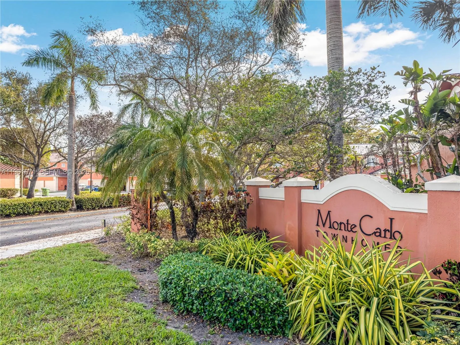 1166 Nw 100th Ave, Pembroke Pines, Florida 33024, Pembroke Pines, Florida 33024, 3 Bedrooms Bedrooms, ,2 BathroomsBathrooms,Residential,For Sale,1166 Nw 100th Ave, Pembroke Pines, Florida 33024,A11981671