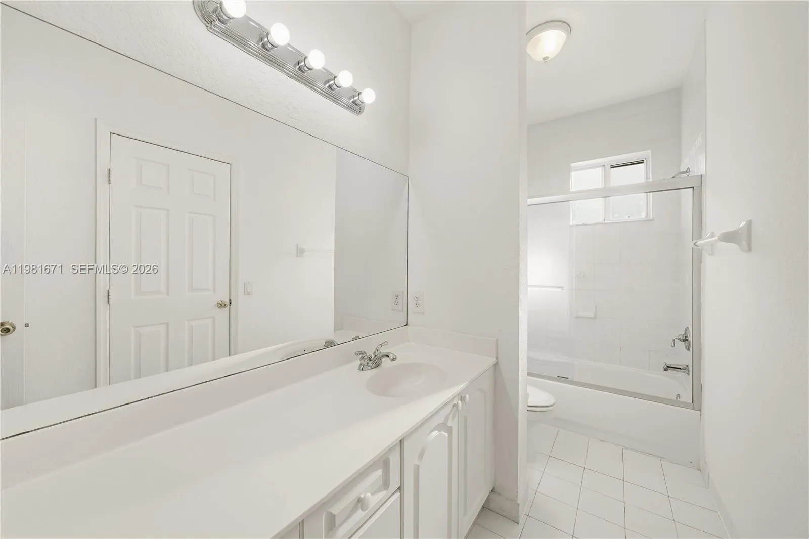 1166 Nw 100th Ave, Pembroke Pines, Florida 33024, Pembroke Pines, Florida 33024, 3 Bedrooms Bedrooms, ,2 BathroomsBathrooms,Residential,For Sale,1166 Nw 100th Ave, Pembroke Pines, Florida 33024,A11981671