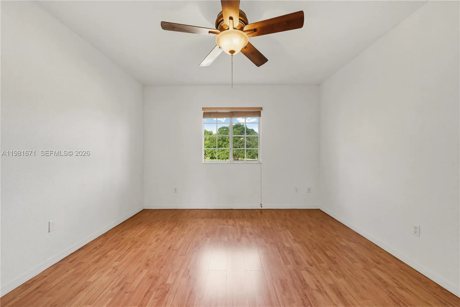 1166 Nw 100th Ave, Pembroke Pines, Florida 33024, Pembroke Pines, Florida 33024, 3 Bedrooms Bedrooms, ,2 BathroomsBathrooms,Residential,For Sale,1166 Nw 100th Ave, Pembroke Pines, Florida 33024,A11981671