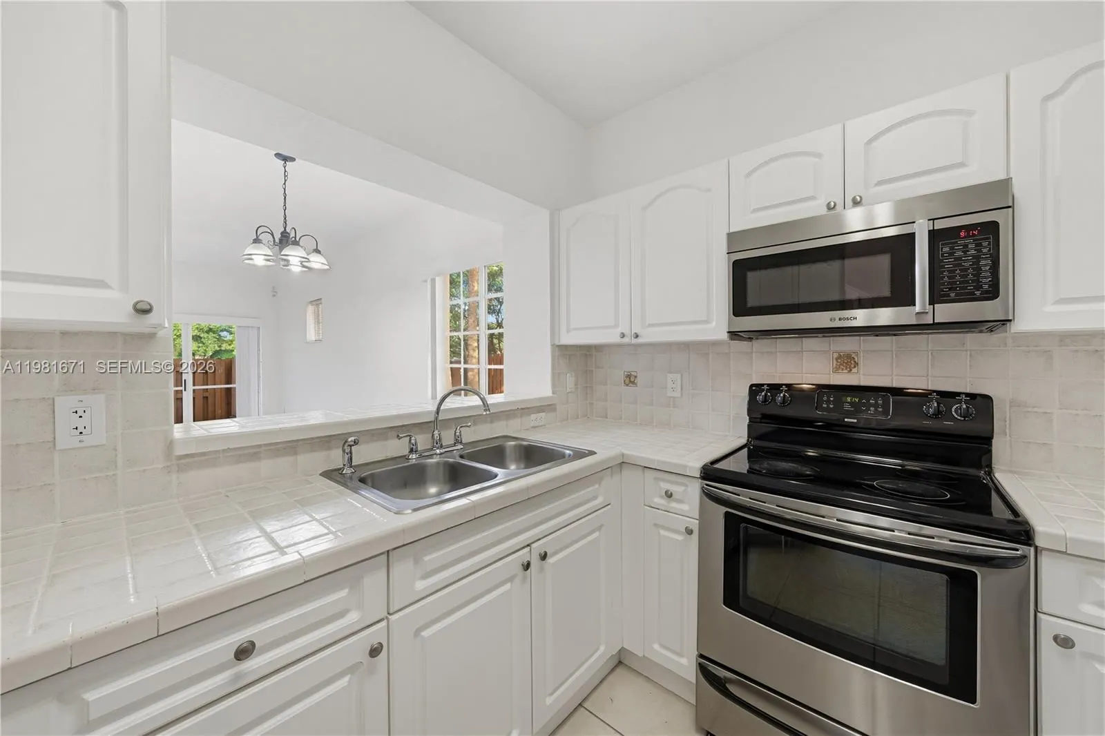 1166 Nw 100th Ave, Pembroke Pines, Florida 33024, Pembroke Pines, Florida 33024, 3 Bedrooms Bedrooms, ,2 BathroomsBathrooms,Residential,For Sale,1166 Nw 100th Ave, Pembroke Pines, Florida 33024,A11981671