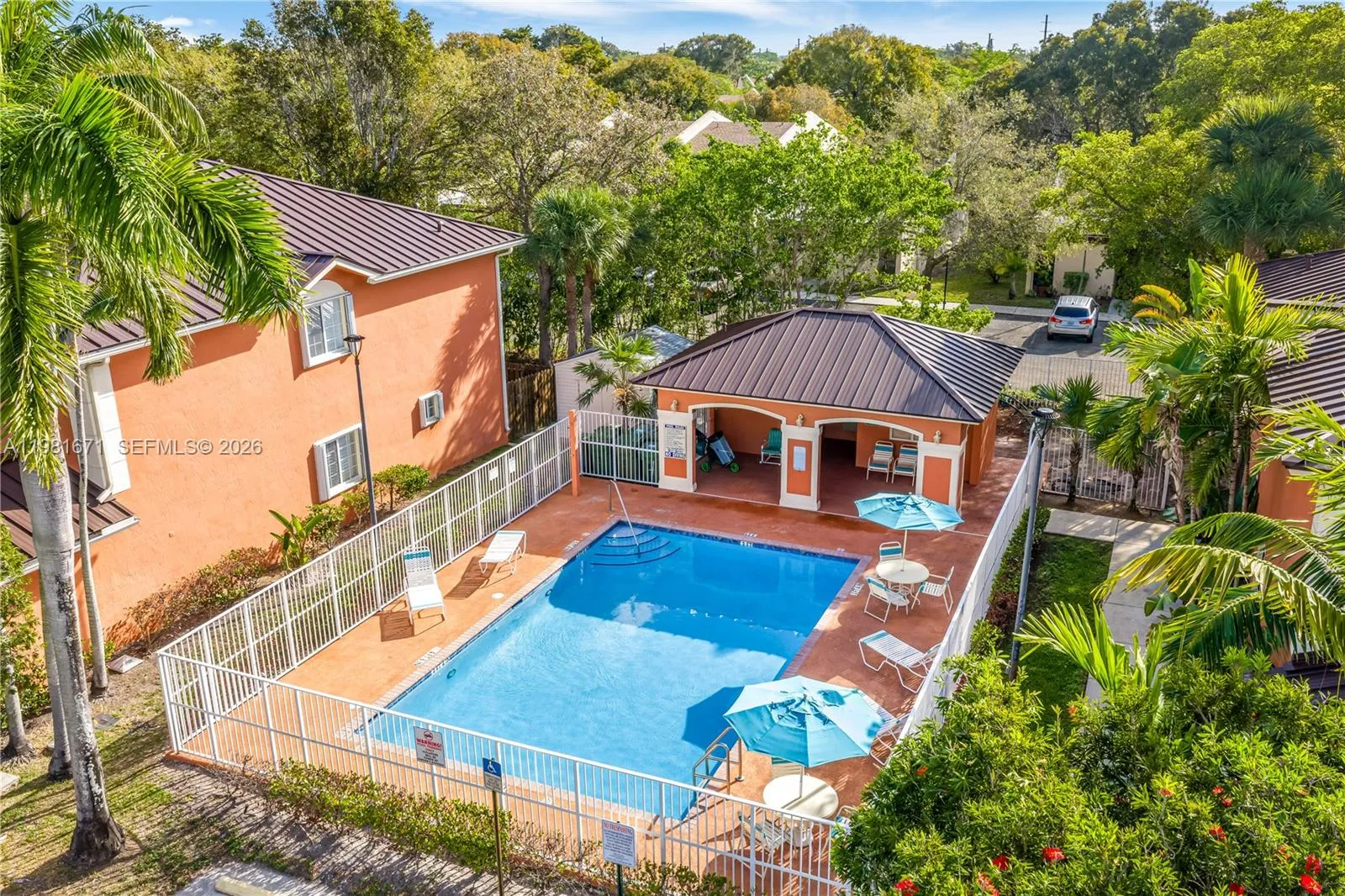 1166 Nw 100th Ave, Pembroke Pines, Florida 33024, Pembroke Pines, Florida 33024, 3 Bedrooms Bedrooms, ,2 BathroomsBathrooms,Residential,For Sale,1166 Nw 100th Ave, Pembroke Pines, Florida 33024,A11981671