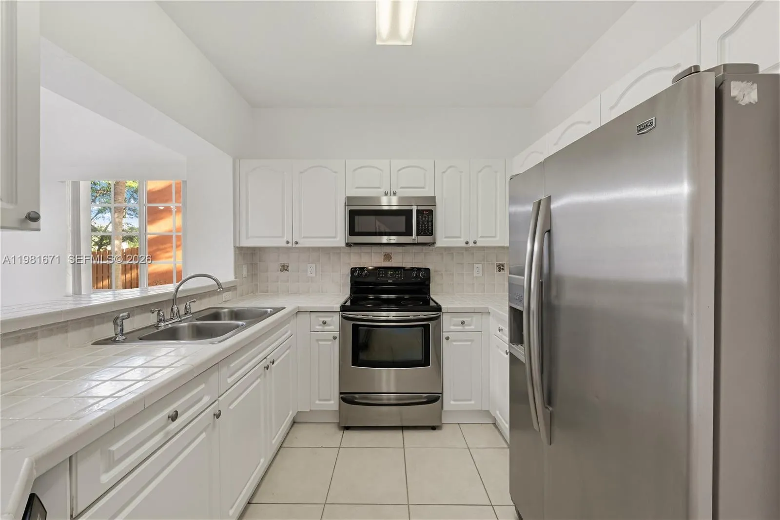 1166 Nw 100th Ave, Pembroke Pines, Florida 33024, Pembroke Pines, Florida 33024, 3 Bedrooms Bedrooms, ,2 BathroomsBathrooms,Residential,For Sale,1166 Nw 100th Ave, Pembroke Pines, Florida 33024,A11981671