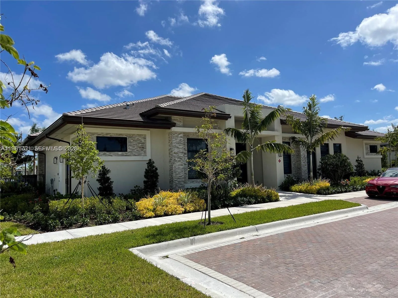 969 Ne 211th St 969, Miami, Florida 33179, Miami, Florida 33179, 3 Bedrooms Bedrooms, ,3 BathroomsBathrooms,Residential Lease,For Rent,969 Ne 211th St 969, Miami, Florida 33179,A11981701