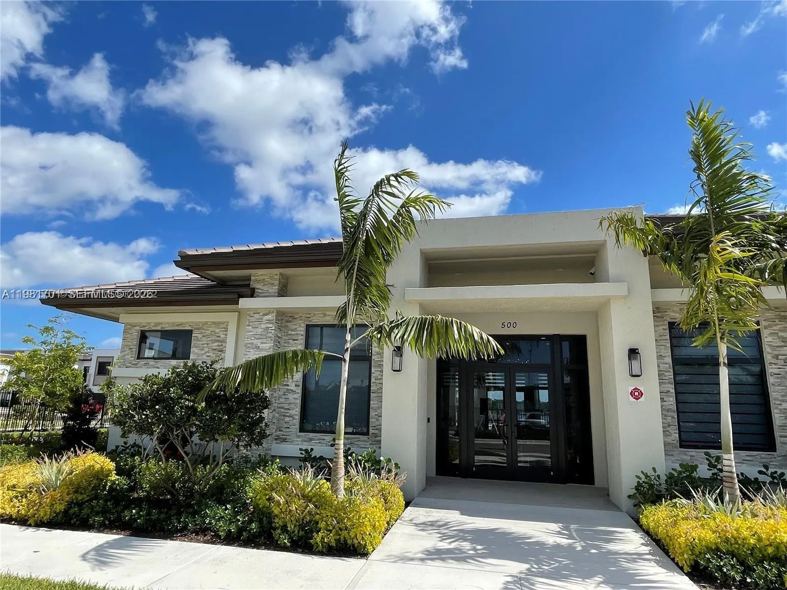 969 Ne 211th St 969, Miami, Florida 33179, Miami, Florida 33179, 3 Bedrooms Bedrooms, ,3 BathroomsBathrooms,Residential Lease,For Rent,969 Ne 211th St 969, Miami, Florida 33179,A11981701