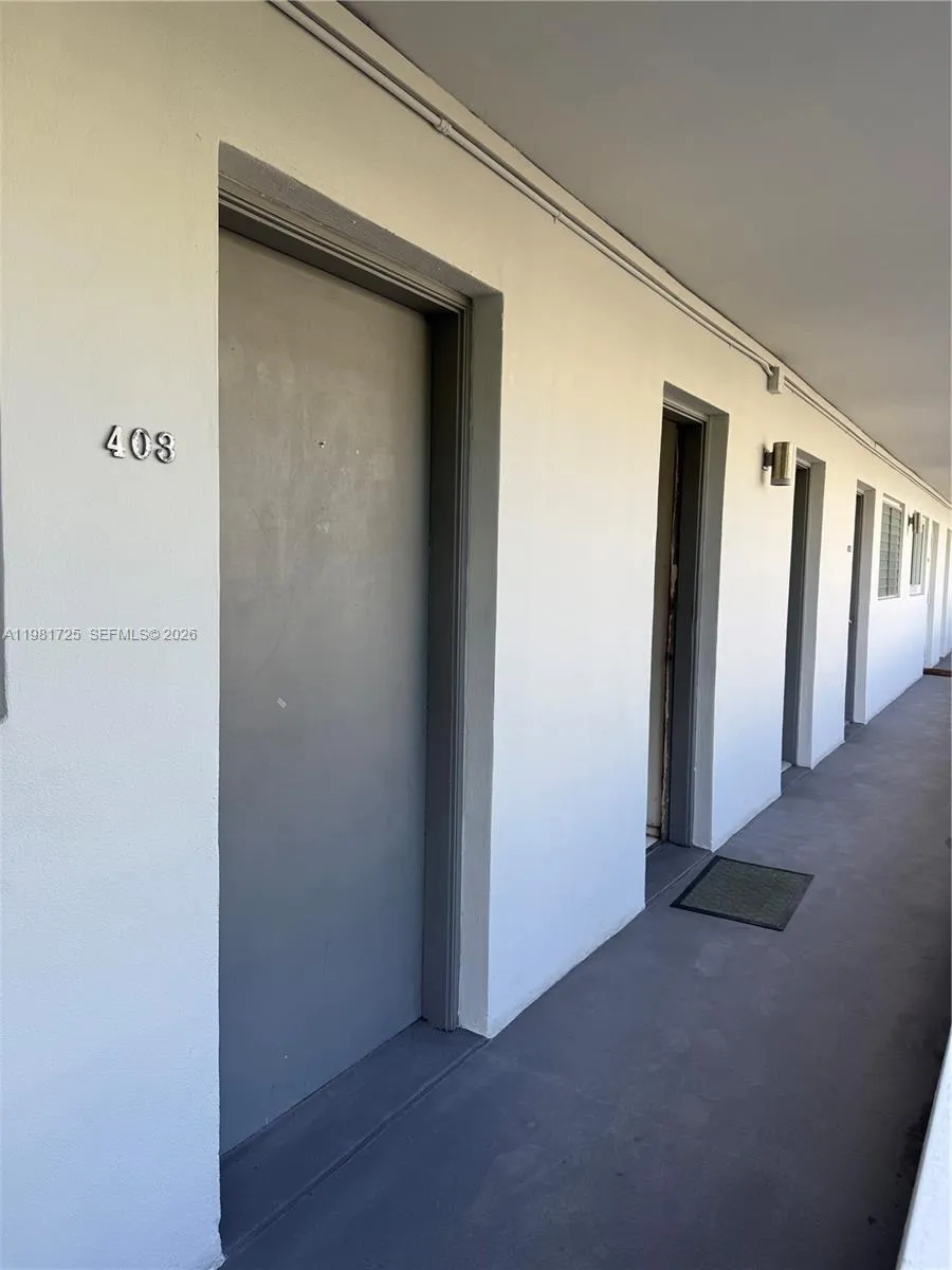 1620 West Ave 403, Miami Beach, Florida 33139, Miami Beach, Florida 33139, 1 Bedroom Bedrooms, ,1 BathroomBathrooms,Residential,For Sale,1620 West Ave 403, Miami Beach, Florida 33139,A11981725