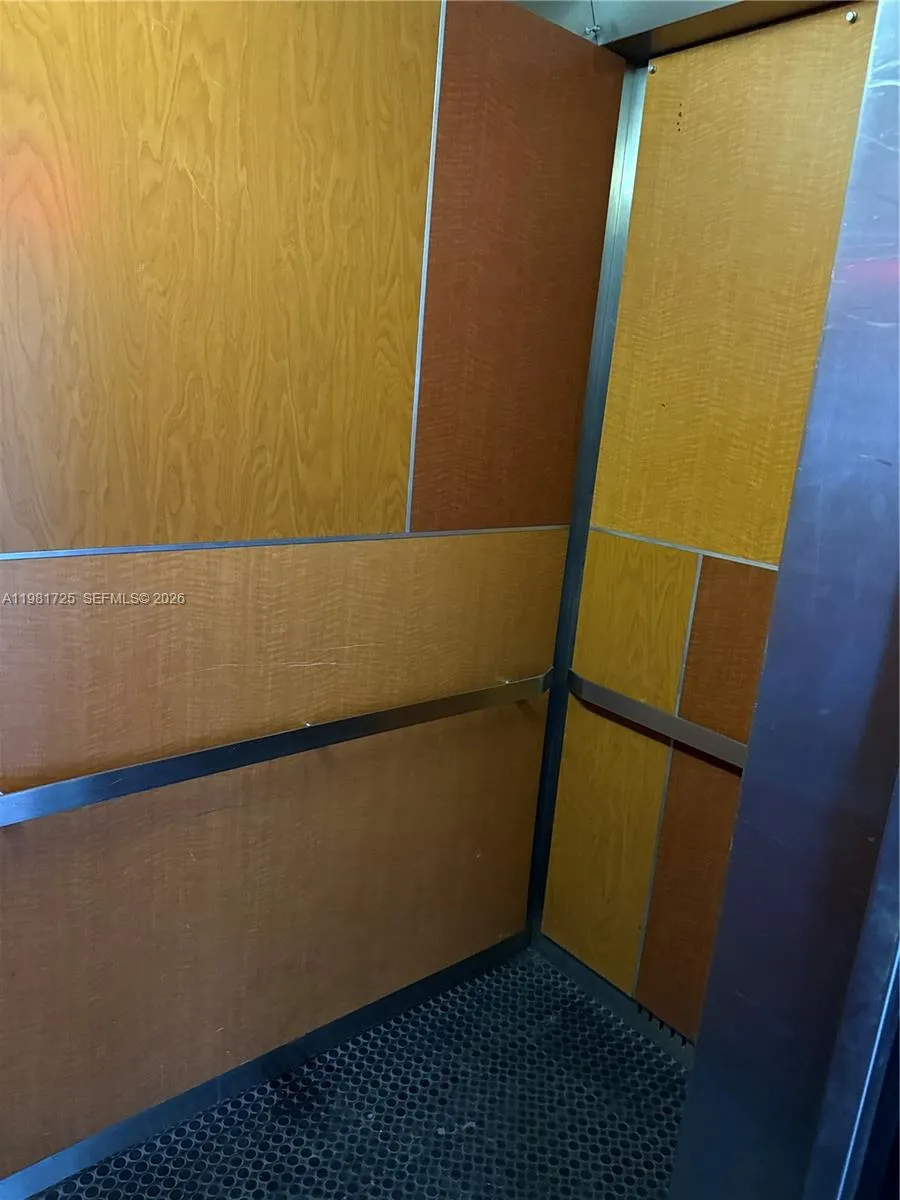      Elevator