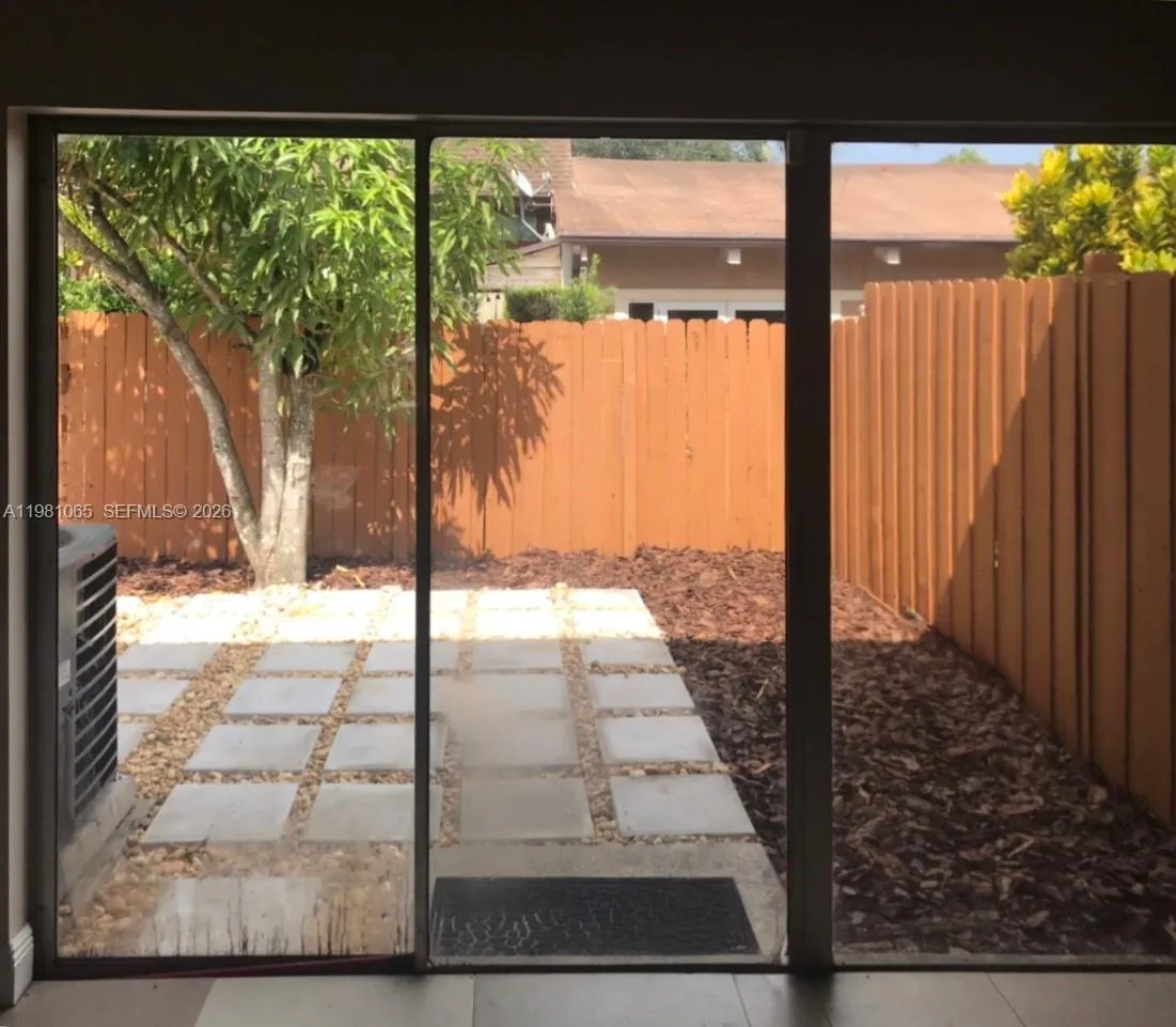 13615 Sw 101st Ln, Miami, Florida 33186, Miami, Florida 33186, 2 Bedrooms Bedrooms, ,2 BathroomsBathrooms,Residential Lease,For Rent,13615 Sw 101st Ln, Miami, Florida 33186,A11981065