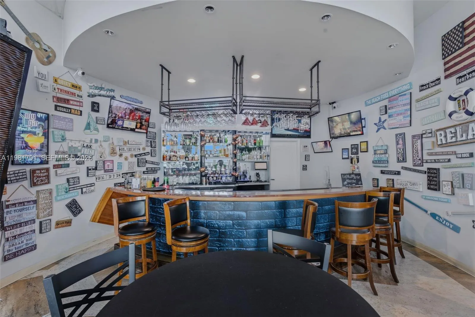 5445 Collins Ave, Miami Beach, Florida 33140, Miami Beach, Florida 33140, ,Business Opportunity,For Sale,5445 Collins Ave, Miami Beach, Florida 33140,A11981791