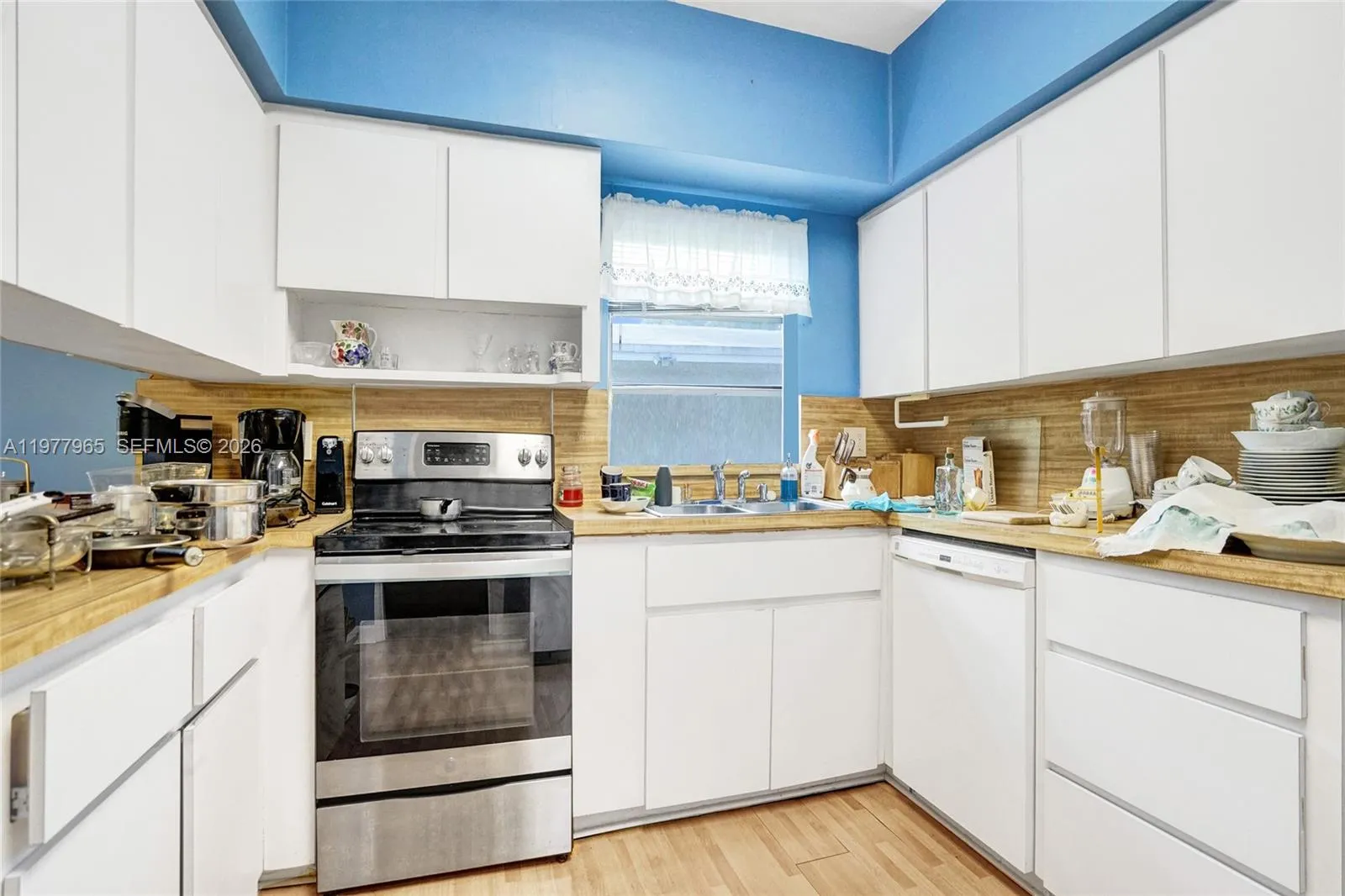 2060 Keystone Blvd, North Miami, Florida 33181, North Miami, Florida 33181, 3 Bedrooms Bedrooms, ,2 BathroomsBathrooms,Residential,For Sale,2060 Keystone Blvd, North Miami, Florida 33181,A11977965