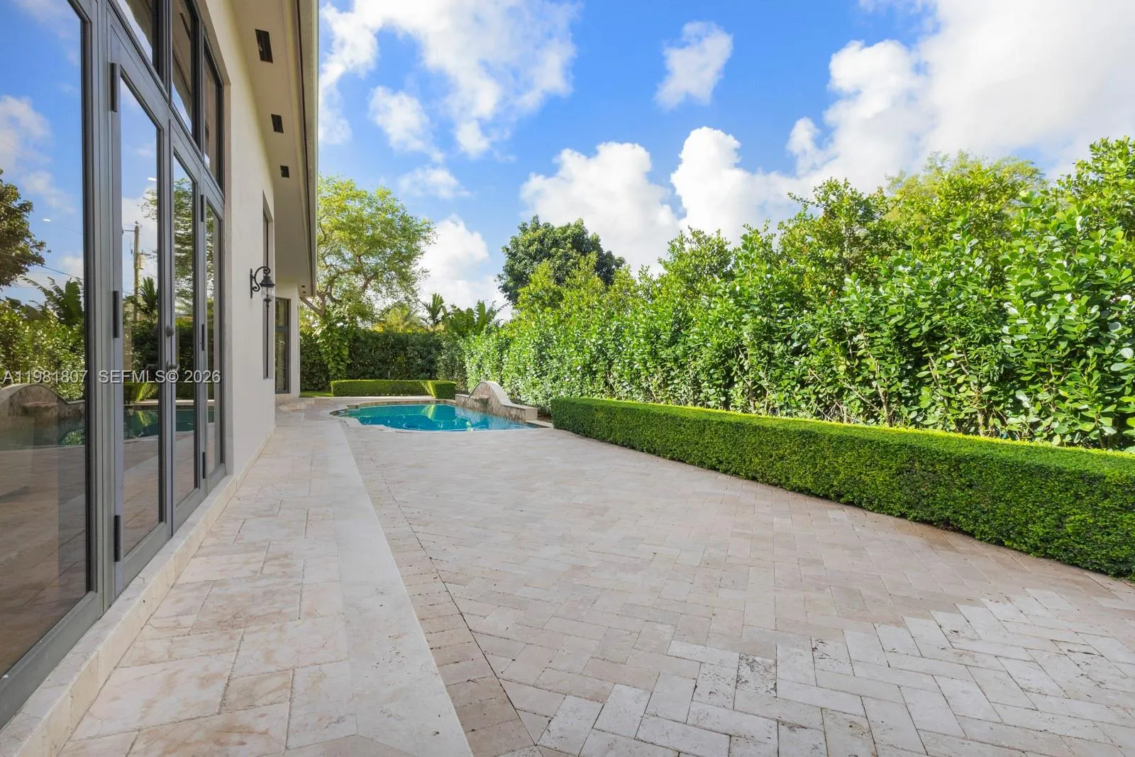 7140 Sw 70th Ave, Miami, Florida 33143, Miami, Florida 33143, 4 Bedrooms Bedrooms, ,4 BathroomsBathrooms,Residential,For Sale,7140 Sw 70th Ave, Miami, Florida 33143,A11981807