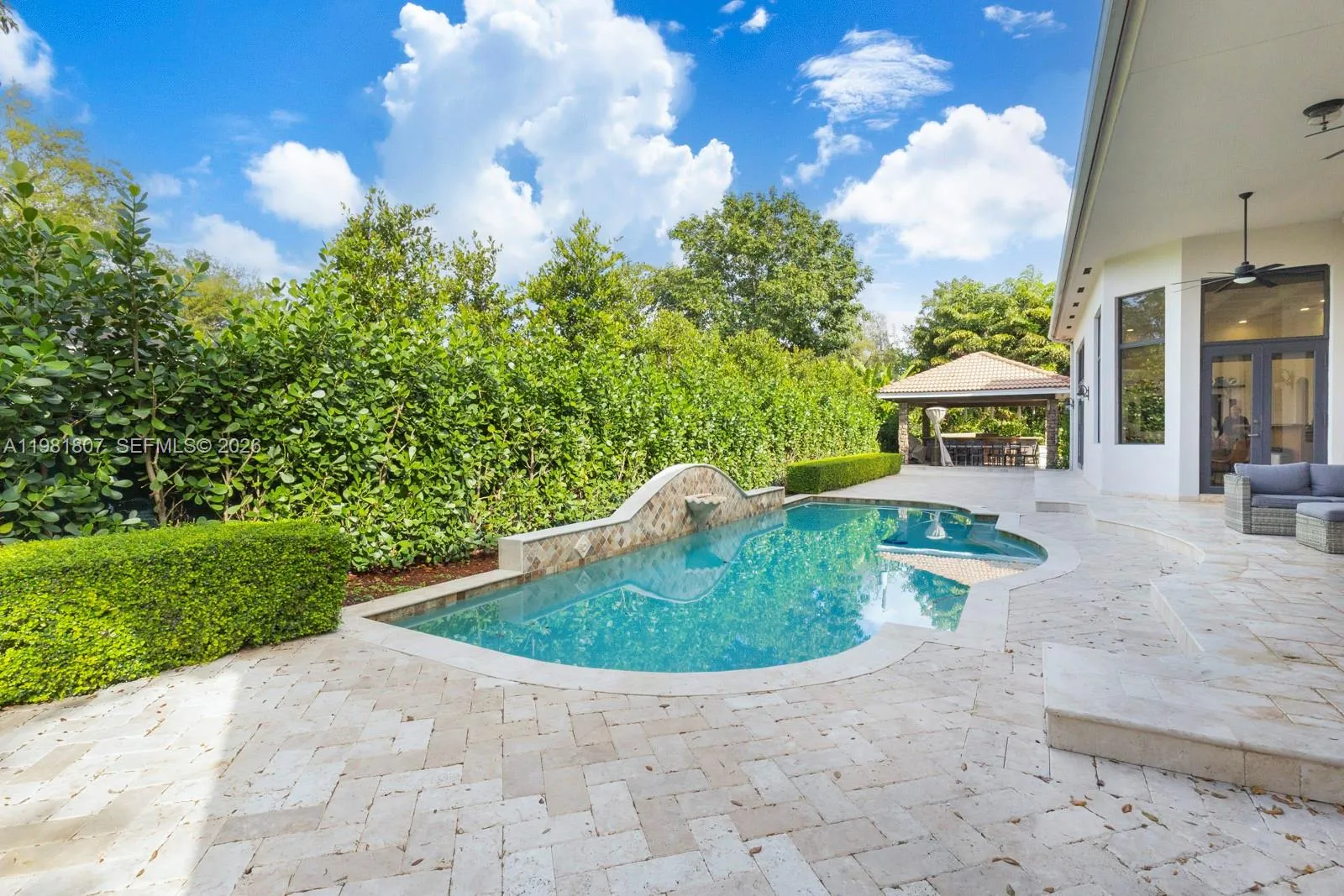 7140 Sw 70th Ave, Miami, Florida 33143, Miami, Florida 33143, 4 Bedrooms Bedrooms, ,4 BathroomsBathrooms,Residential,For Sale,7140 Sw 70th Ave, Miami, Florida 33143,A11981807