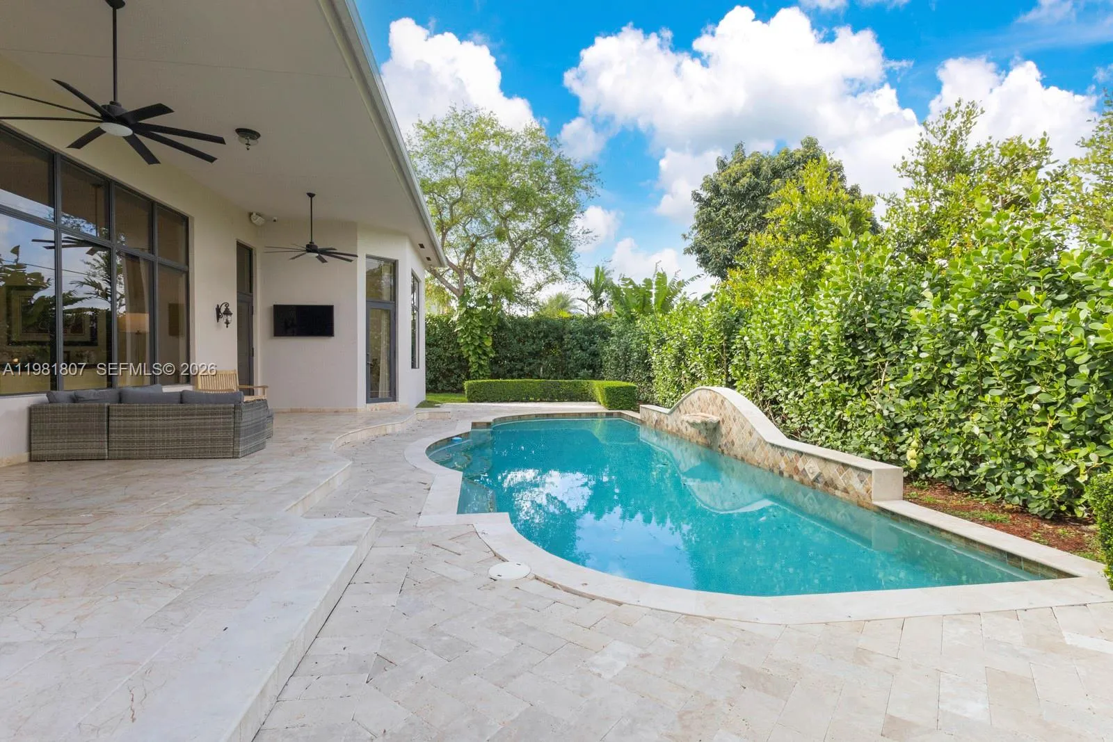 7140 Sw 70th Ave, Miami, Florida 33143, Miami, Florida 33143, 4 Bedrooms Bedrooms, ,4 BathroomsBathrooms,Residential,For Sale,7140 Sw 70th Ave, Miami, Florida 33143,A11981807