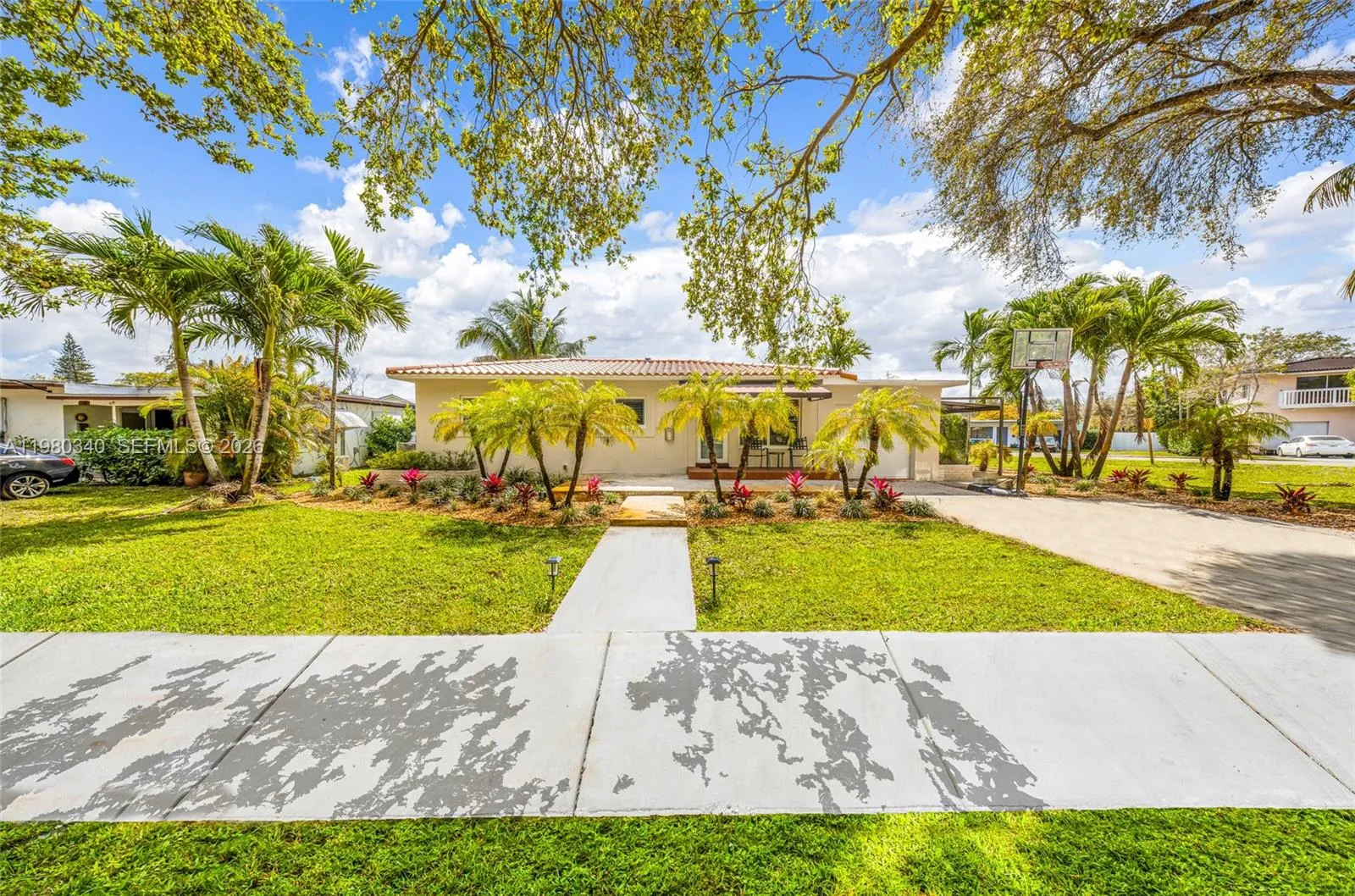 172 Bentley Dr, Miami Springs, Florida 33166, Miami Springs, Florida 33166, 4 Bedrooms Bedrooms, ,2 BathroomsBathrooms,Residential Lease,For Rent,172 Bentley Dr, Miami Springs, Florida 33166,A11980340
