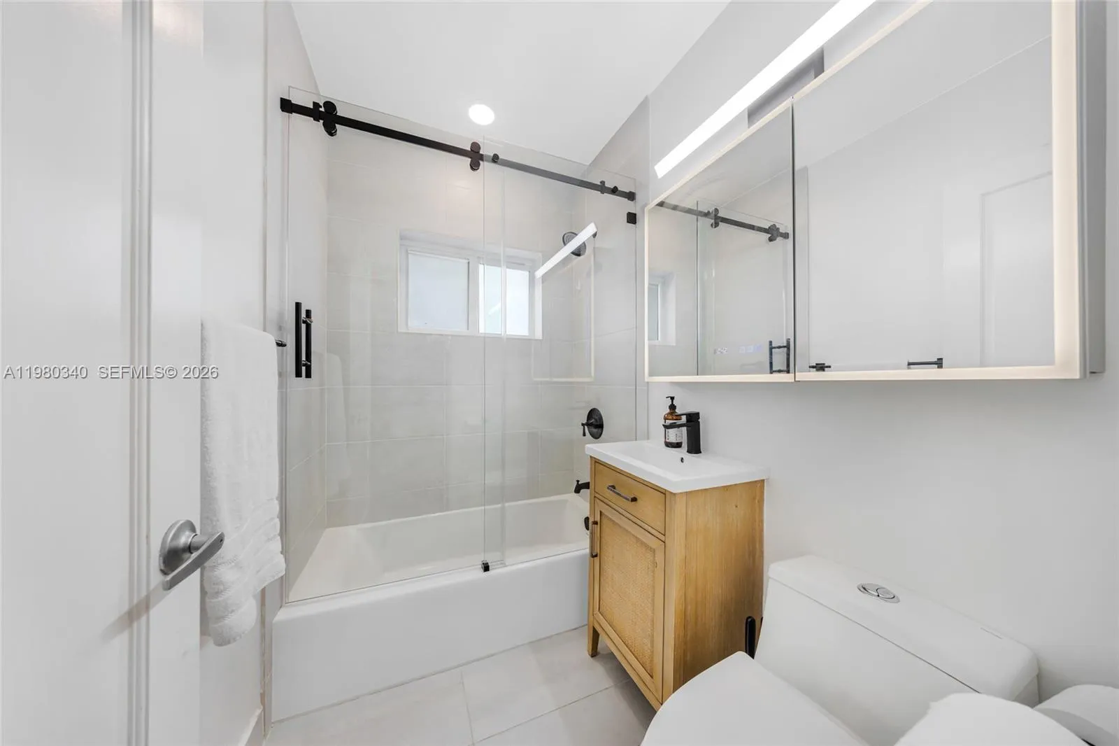 172 Bentley Dr, Miami Springs, Florida 33166, Miami Springs, Florida 33166, 4 Bedrooms Bedrooms, ,2 BathroomsBathrooms,Residential Lease,For Rent,172 Bentley Dr, Miami Springs, Florida 33166,A11980340