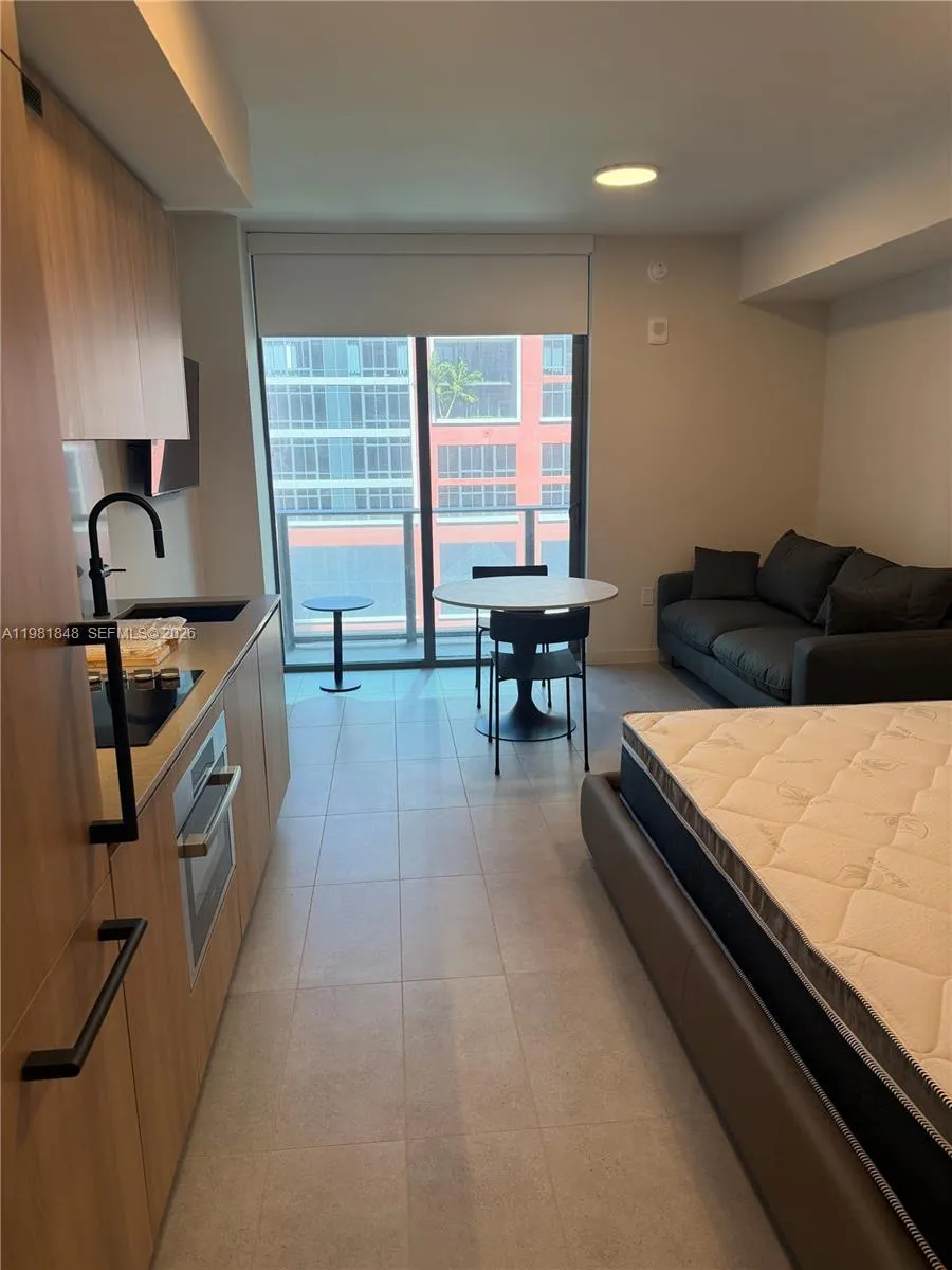 121 Ne 5th St 912a, Miami, Florida 33132, Miami, Florida 33132, ,1 BathroomBathrooms,Residential Lease,For Rent,121 Ne 5th St 912a, Miami, Florida 33132,A11981848