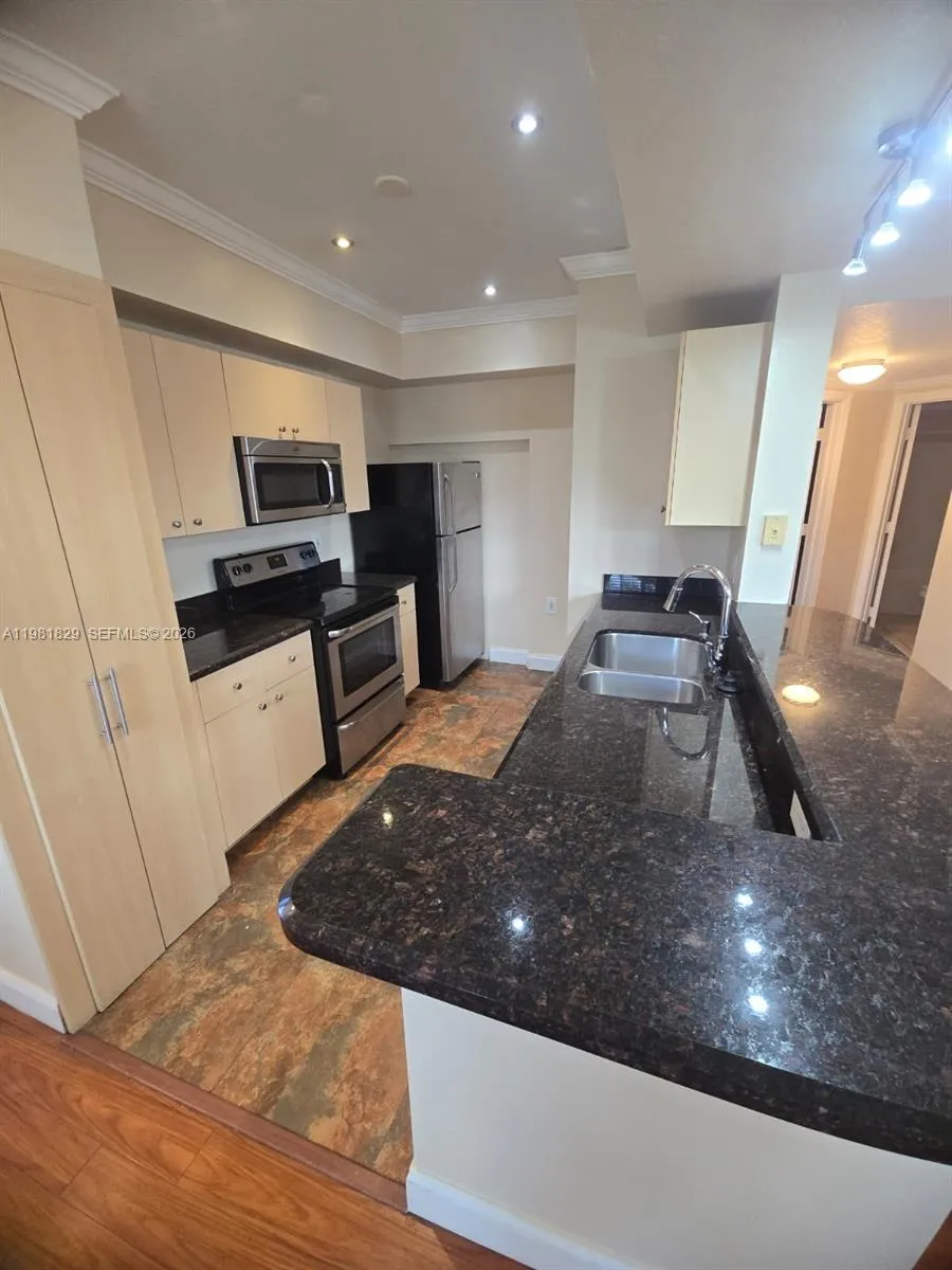 Miramar, Florida 33025, 2 Bedrooms Bedrooms, ,2 BathroomsBathrooms,Residential Lease,For Rent,A11981829