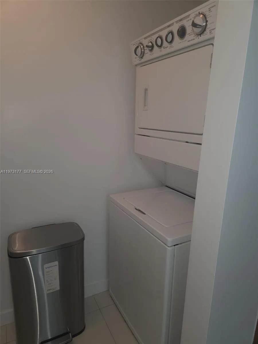 244 Biscayne Blvd 1510, Miami, Florida 33132, Miami, Florida 33132, 2 Bedrooms Bedrooms, ,2 BathroomsBathrooms,Residential Lease,For Rent,244 Biscayne Blvd 1510, Miami, Florida 33132,A11973177