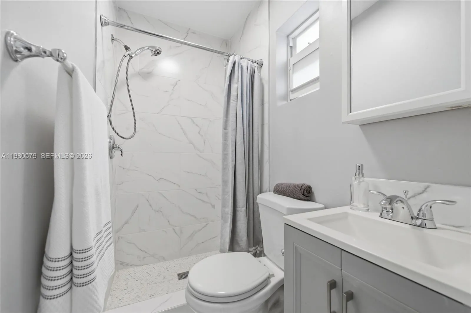 6215 Sw 20th St, Miramar, Florida 33023, Miramar, Florida 33023, 3 Bedrooms Bedrooms, ,2 BathroomsBathrooms,Residential,For Sale,6215 Sw 20th St, Miramar, Florida 33023,A11980579