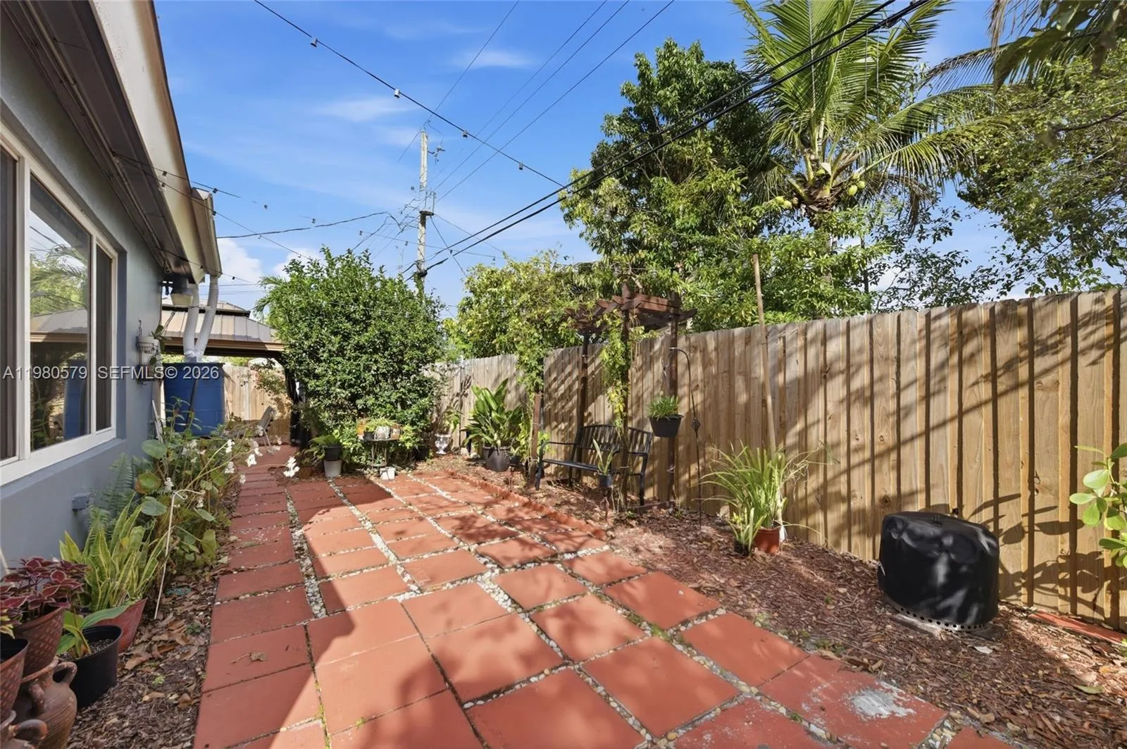 6215 Sw 20th St, Miramar, Florida 33023, Miramar, Florida 33023, 3 Bedrooms Bedrooms, ,2 BathroomsBathrooms,Residential,For Sale,6215 Sw 20th St, Miramar, Florida 33023,A11980579