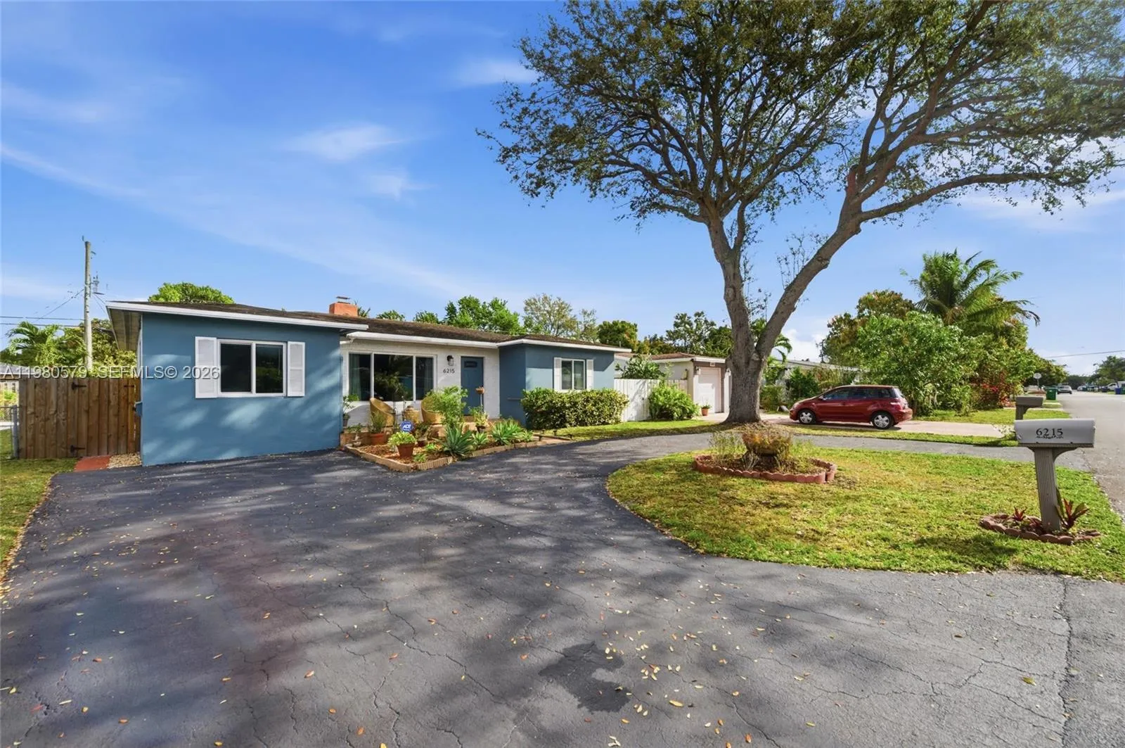 6215 Sw 20th St, Miramar, Florida 33023, Miramar, Florida 33023, 3 Bedrooms Bedrooms, ,2 BathroomsBathrooms,Residential,For Sale,6215 Sw 20th St, Miramar, Florida 33023,A11980579