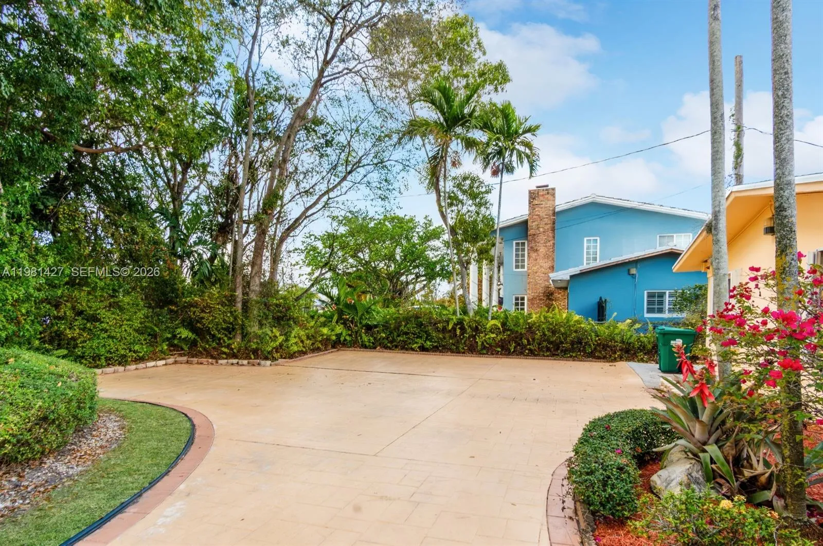 4725 Sw 89th Ave, Miami, Florida 33165, Miami, Florida 33165, 4 Bedrooms Bedrooms, ,2 BathroomsBathrooms,Residential,For Sale,4725 Sw 89th Ave, Miami, Florida 33165,A11981427