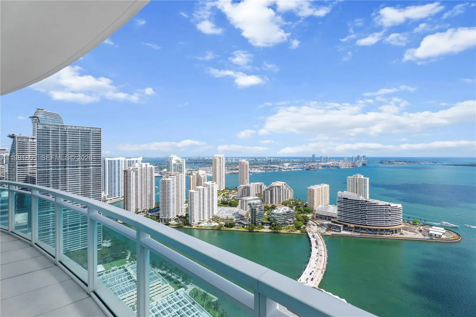950 Brickell Bay Dr 4710, Miami, Florida 33131, Miami, Florida 33131, 2 Bedrooms Bedrooms, ,2 BathroomsBathrooms,Residential,For Sale,950 Brickell Bay Dr 4710, Miami, Florida 33131,A11981805