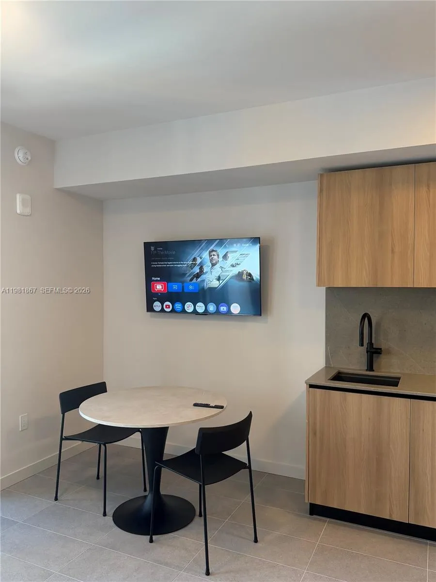 121 Ne 5th St 3609, Miami, Florida 33132, Miami, Florida 33132, ,1 BathroomBathrooms,Residential Lease,For Rent,121 Ne 5th St 3609, Miami, Florida 33132,A11981867