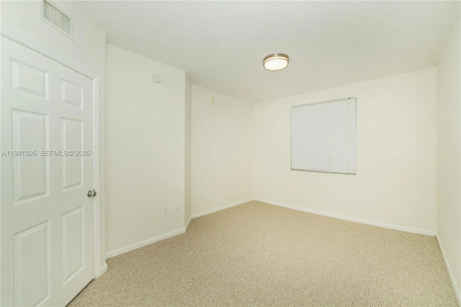 17145 N Bay Rd 4203, Sunny Isles Beach, Florida 33, Sunny Isles Beach, Florida 33160, 1 Bedroom Bedrooms, ,1 BathroomBathrooms,Residential Lease,For Rent,17145 N Bay Rd 4203, Sunny Isles Beach, Florida 33,A11981505