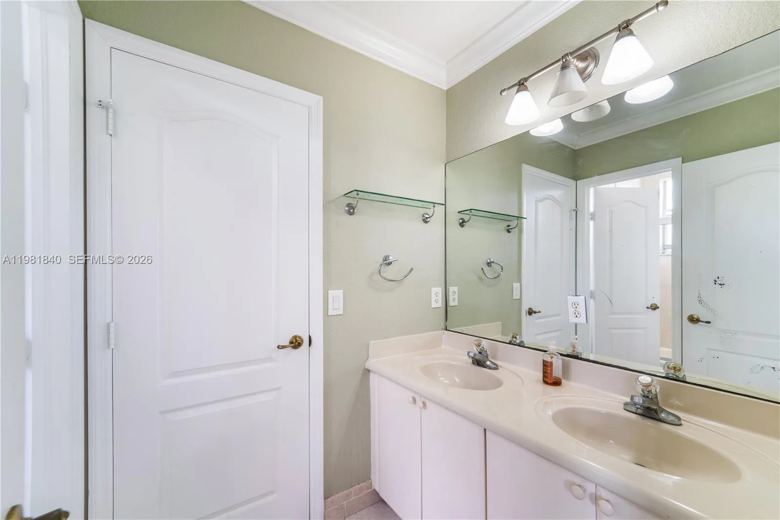 200 Sw 87th Path 0, Miami, Florida 33174, Miami, Florida 33174, 4 Bedrooms Bedrooms, ,3 BathroomsBathrooms,Residential Lease,For Rent,200 Sw 87th Path 0, Miami, Florida 33174,A11981840