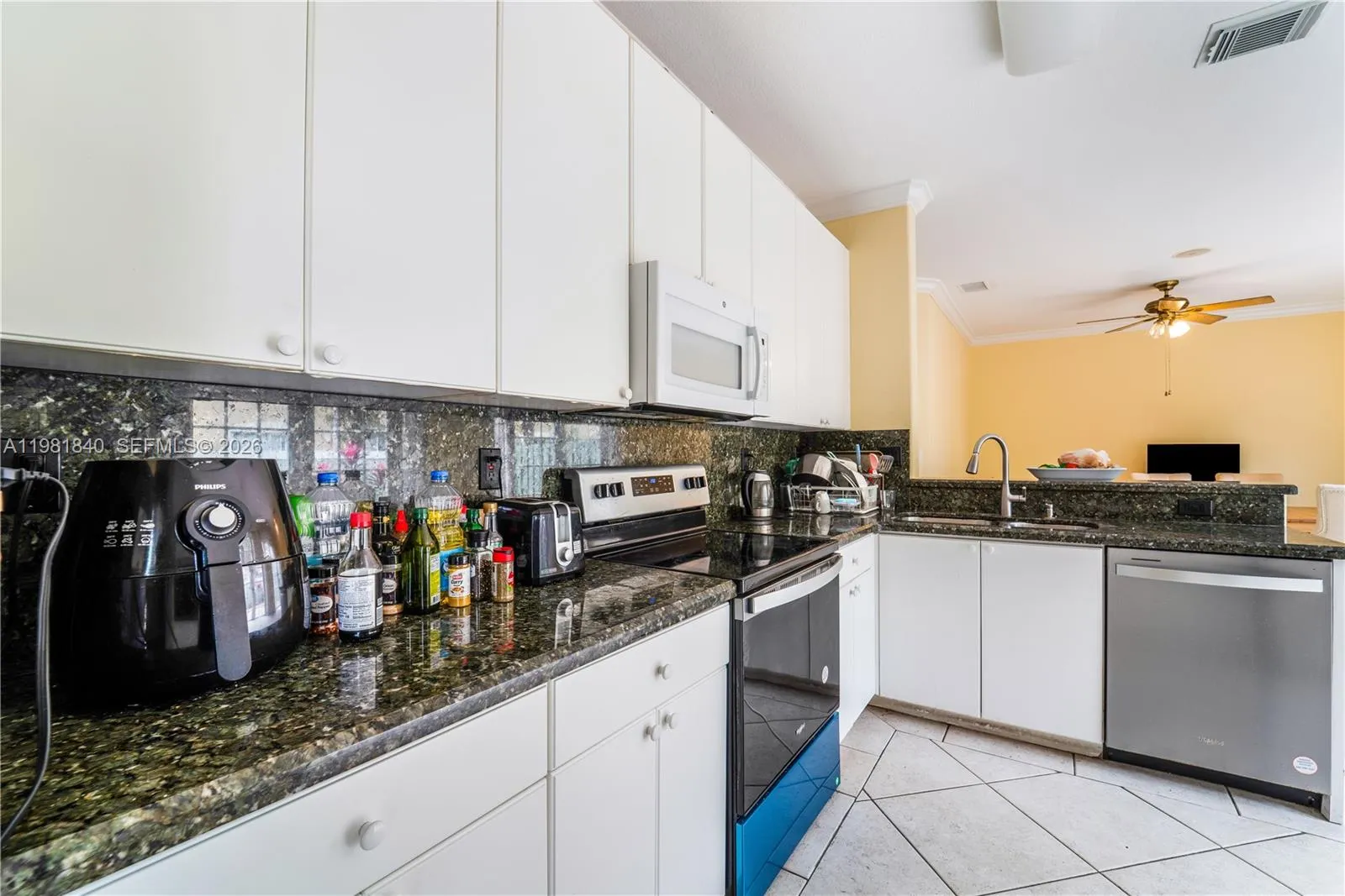 200 Sw 87th Path 0, Miami, Florida 33174, Miami, Florida 33174, 4 Bedrooms Bedrooms, ,3 BathroomsBathrooms,Residential Lease,For Rent,200 Sw 87th Path 0, Miami, Florida 33174,A11981840