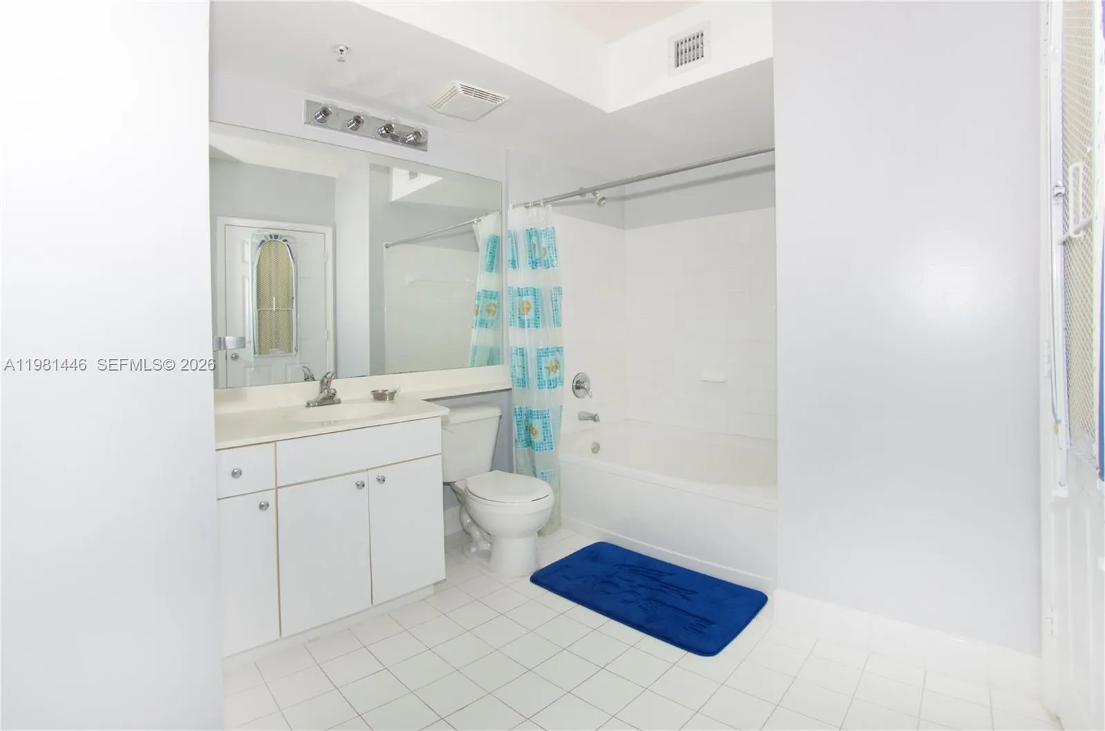17150 N Bay Rd 2608, Sunny Isles Beach, Florida 33, Sunny Isles Beach, Florida 33160, 2 Bedrooms Bedrooms, ,2 BathroomsBathrooms,Residential Lease,For Rent,17150 N Bay Rd 2608, Sunny Isles Beach, Florida 33,A11981446