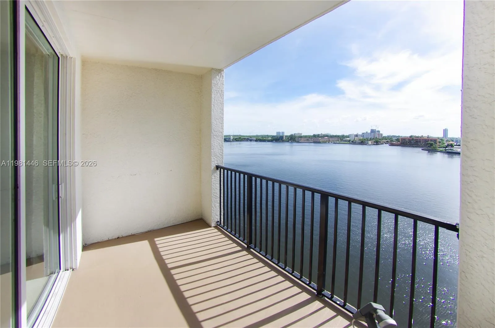 17150 N Bay Rd 2608, Sunny Isles Beach, Florida 33, Sunny Isles Beach, Florida 33160, 2 Bedrooms Bedrooms, ,2 BathroomsBathrooms,Residential Lease,For Rent,17150 N Bay Rd 2608, Sunny Isles Beach, Florida 33,A11981446
