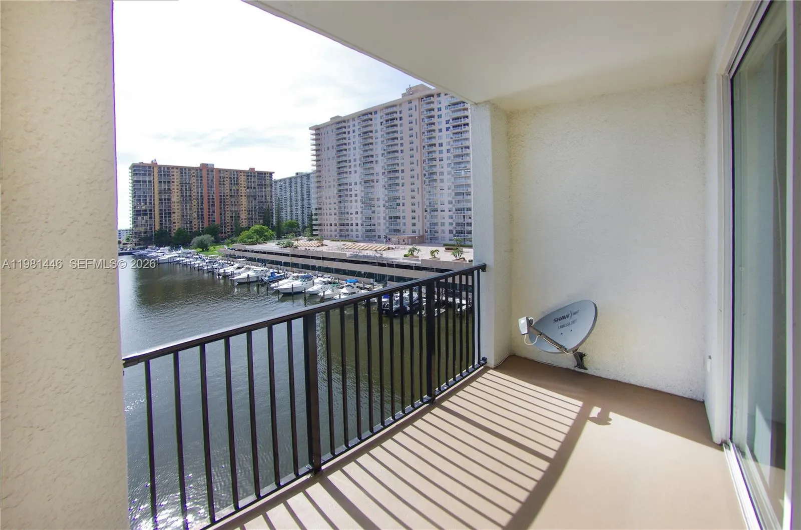 17150 N Bay Rd 2608, Sunny Isles Beach, Florida 33, Sunny Isles Beach, Florida 33160, 2 Bedrooms Bedrooms, ,2 BathroomsBathrooms,Residential Lease,For Rent,17150 N Bay Rd 2608, Sunny Isles Beach, Florida 33,A11981446