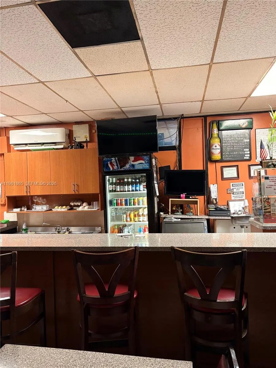 4201 W 16th Ave, Hialeah, Florida 33012, Hialeah, Florida 33012, ,Business Opportunity,For Sale,4201 W 16th Ave, Hialeah, Florida 33012,A11981865