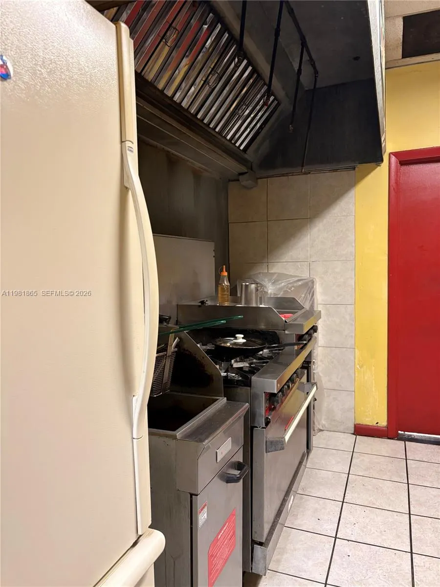 4201 W 16th Ave, Hialeah, Florida 33012, Hialeah, Florida 33012, ,Business Opportunity,For Sale,4201 W 16th Ave, Hialeah, Florida 33012,A11981865