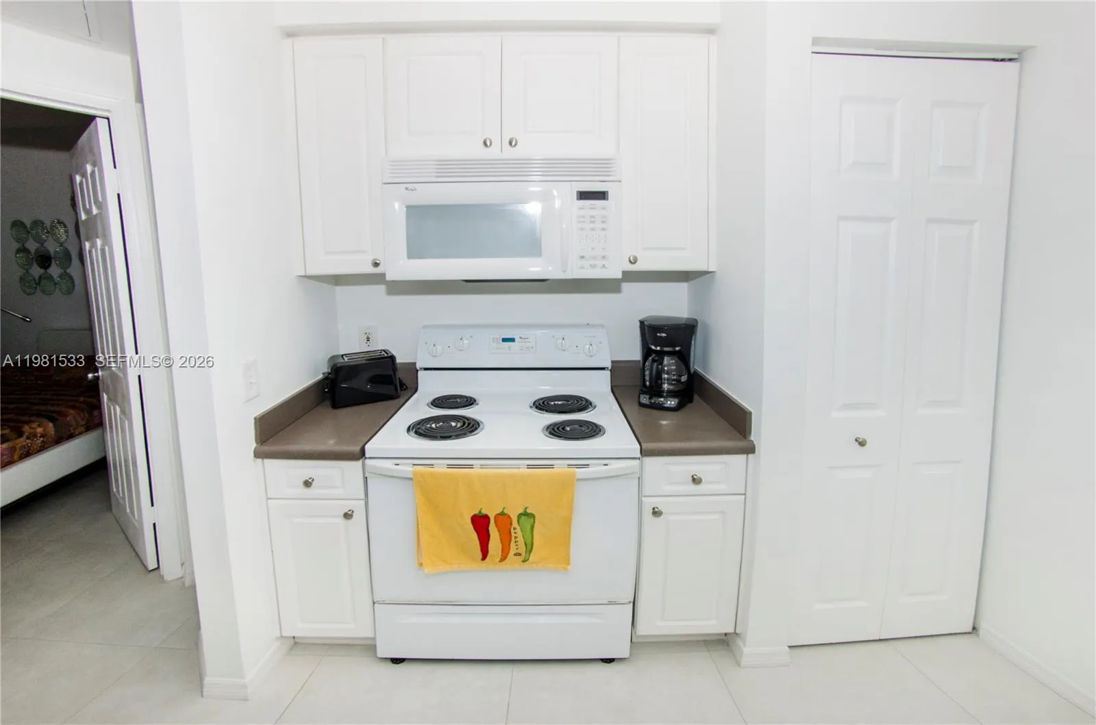 17145 N Bay Rd 4402, Sunny Isles Beach, Florida 33, Sunny Isles Beach, Florida 33160, 1 Bedroom Bedrooms, ,1 BathroomBathrooms,Residential Lease,For Rent,17145 N Bay Rd 4402, Sunny Isles Beach, Florida 33,A11981533