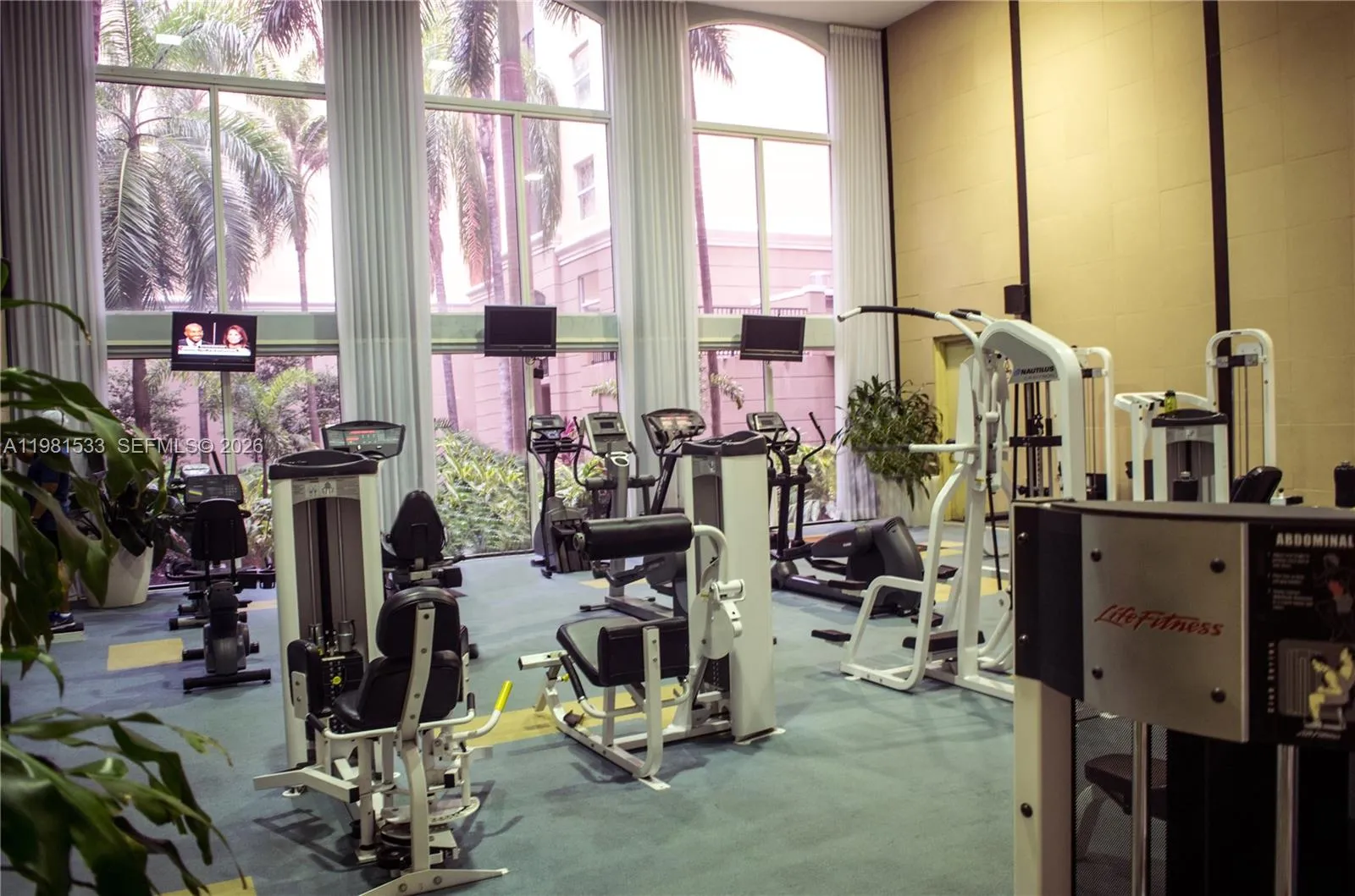 17145 N Bay Rd 4402, Sunny Isles Beach, Florida 33, Sunny Isles Beach, Florida 33160, 1 Bedroom Bedrooms, ,1 BathroomBathrooms,Residential Lease,For Rent,17145 N Bay Rd 4402, Sunny Isles Beach, Florida 33,A11981533