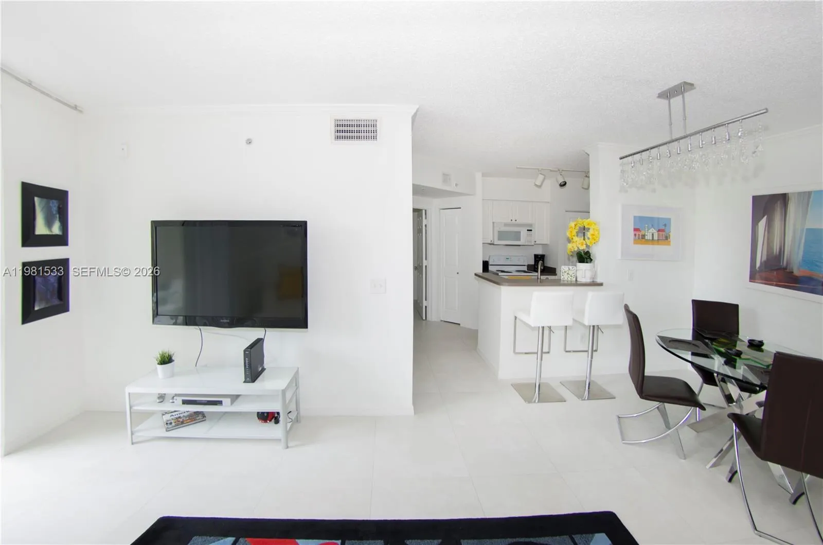 17145 N Bay Rd 4402, Sunny Isles Beach, Florida 33, Sunny Isles Beach, Florida 33160, 1 Bedroom Bedrooms, ,1 BathroomBathrooms,Residential Lease,For Rent,17145 N Bay Rd 4402, Sunny Isles Beach, Florida 33,A11981533