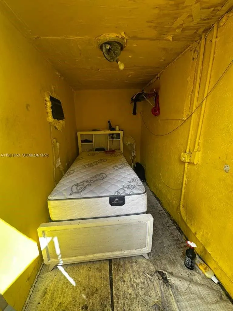 2337 Nw 32nd St, Miami, Florida 33142, Miami, Florida 33142, 5 Bedrooms Bedrooms, ,4 BathroomsBathrooms,Residential,For Sale,2337 Nw 32nd St, Miami, Florida 33142,A11981853