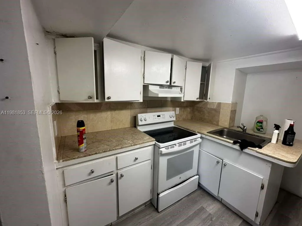 2337 Nw 32nd St, Miami, Florida 33142, Miami, Florida 33142, 5 Bedrooms Bedrooms, ,4 BathroomsBathrooms,Residential,For Sale,2337 Nw 32nd St, Miami, Florida 33142,A11981853