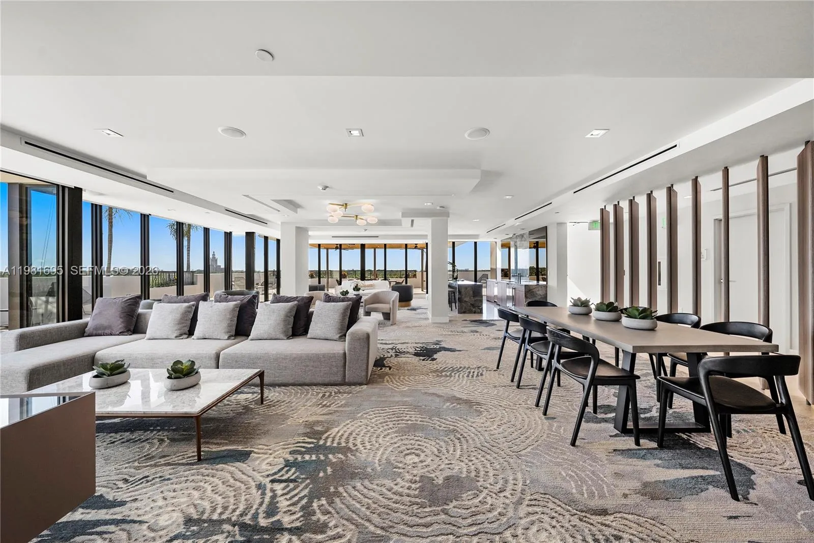 701 Valencia Ave 503, Coral Gables, Florida 33134, Coral Gables, Florida 33134, 2 Bedrooms Bedrooms, ,2 BathroomsBathrooms,Residential Lease,For Rent,701 Valencia Ave 503, Coral Gables, Florida 33134,A11981695