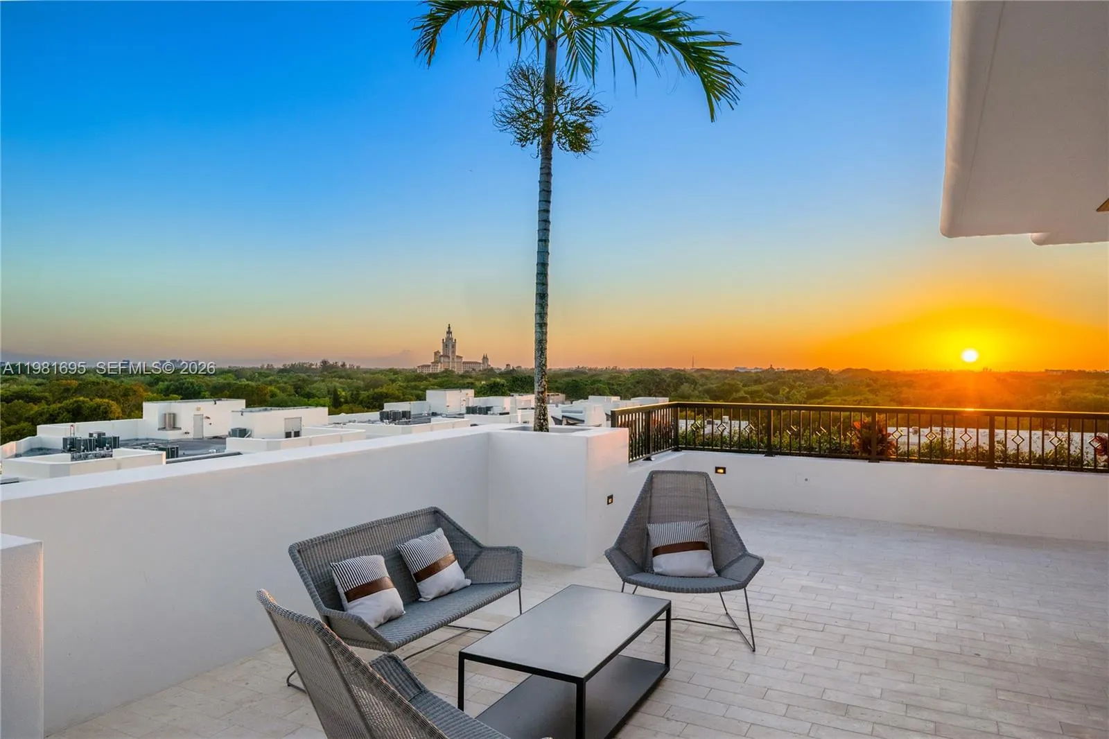 701 Valencia Ave 503, Coral Gables, Florida 33134, Coral Gables, Florida 33134, 2 Bedrooms Bedrooms, ,2 BathroomsBathrooms,Residential Lease,For Rent,701 Valencia Ave 503, Coral Gables, Florida 33134,A11981695