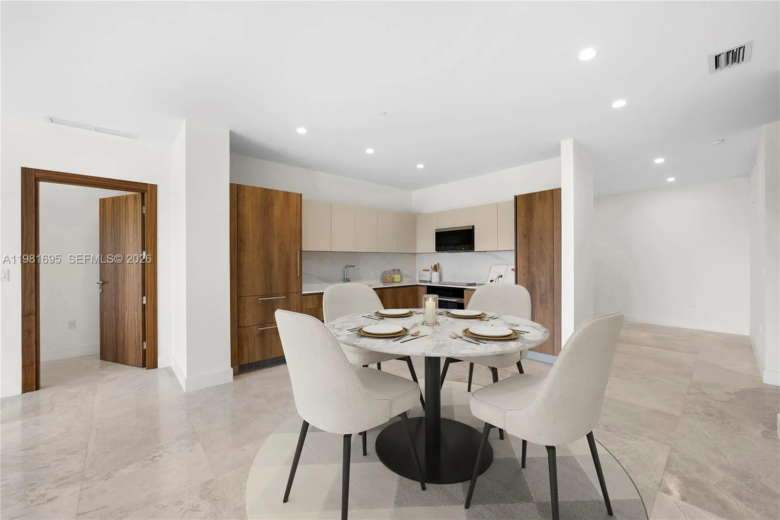 701 Valencia Ave 503, Coral Gables, Florida 33134, Coral Gables, Florida 33134, 2 Bedrooms Bedrooms, ,2 BathroomsBathrooms,Residential Lease,For Rent,701 Valencia Ave 503, Coral Gables, Florida 33134,A11981695