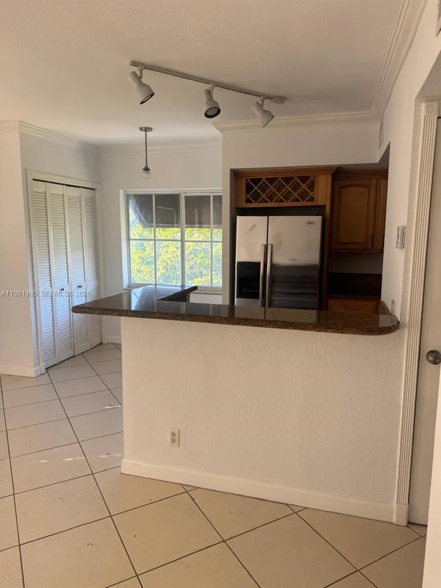 924 Se 2nd St 29, Fort Lauderdale, Florida 33301, Fort Lauderdale, Florida 33301, 1 Bedroom Bedrooms, ,1 BathroomBathrooms,Residential Lease,For Rent,924 Se 2nd St 29, Fort Lauderdale, Florida 33301,A11981905